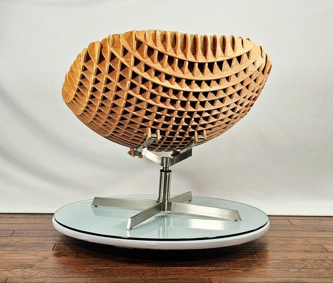XXIe siècle et contemporain L'infâme fauteuil pivotant Wisteria Nexus AKA Waffle en vente