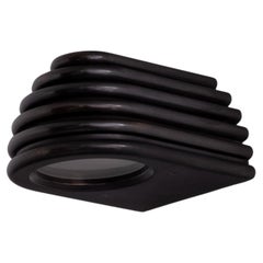 Aplique "0" Insulator de latón oscuro de NOVOCASTRIAN fabricado en Gran Bretaña