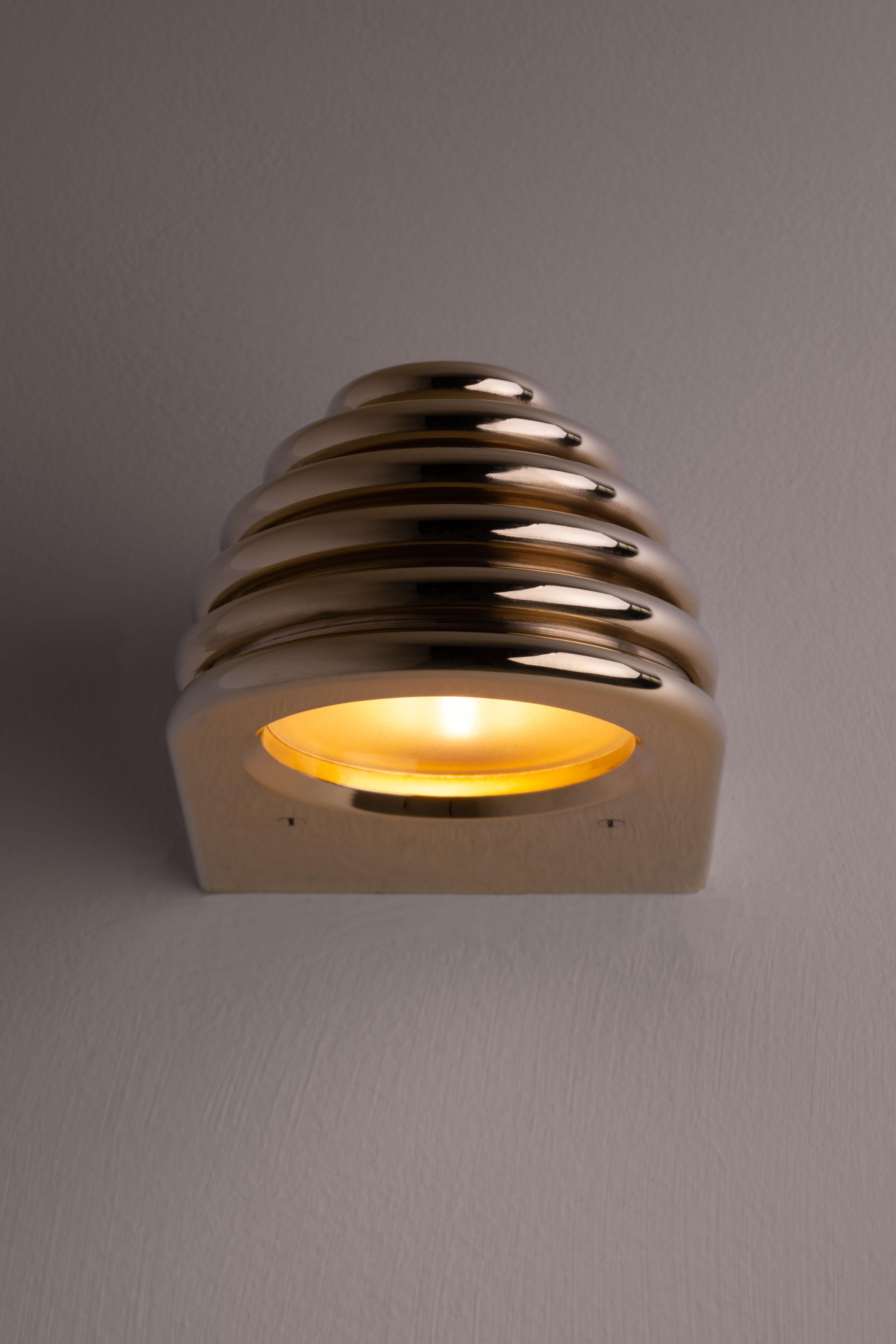 Brass The Insulator '0' Sconce in polished brass by NOVOCASTRIAN made in Great Britain For Sale