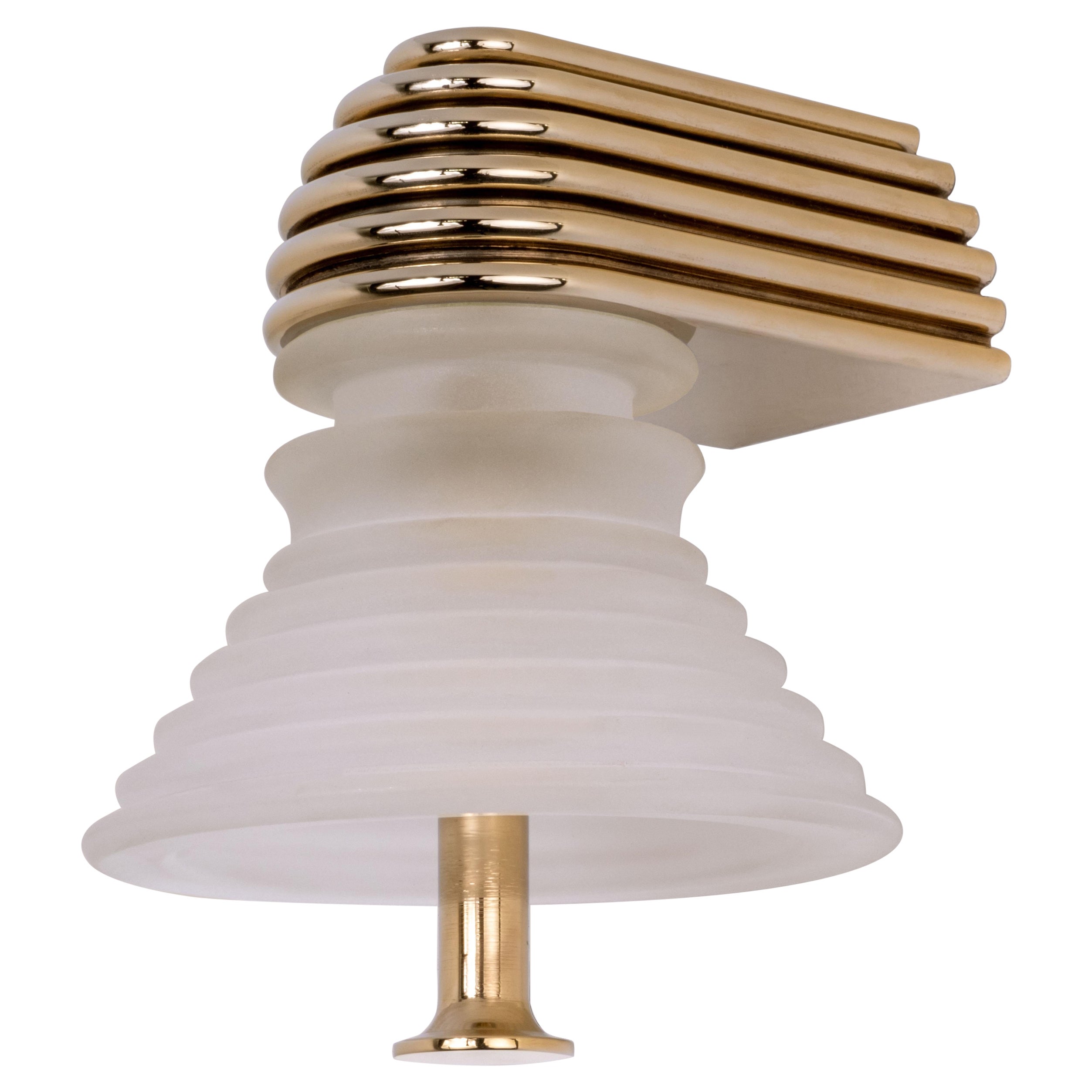 Lámpara Insulator "A" de latón pulido y cristal esmerilado de NOVOCASTRIAN dec