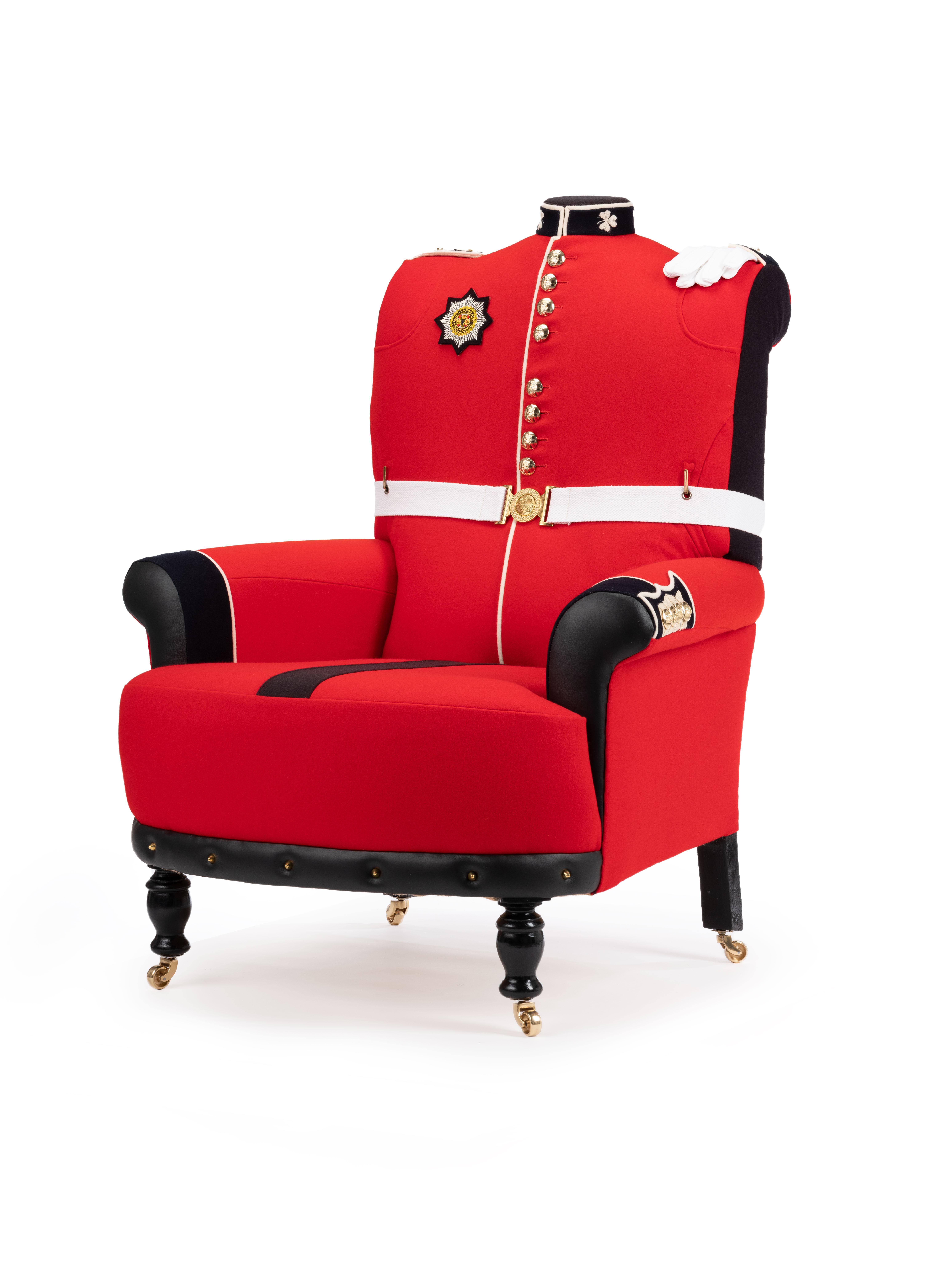 'The Irish Guards’ pair of Victorian wing back armchairs, circa 1890


‘The Irish Guards” The eclectic marriage of Victorian meets vintage military in the form of a pair of Irish guard tunic armchairs. A pair of traditionally restored Victorian