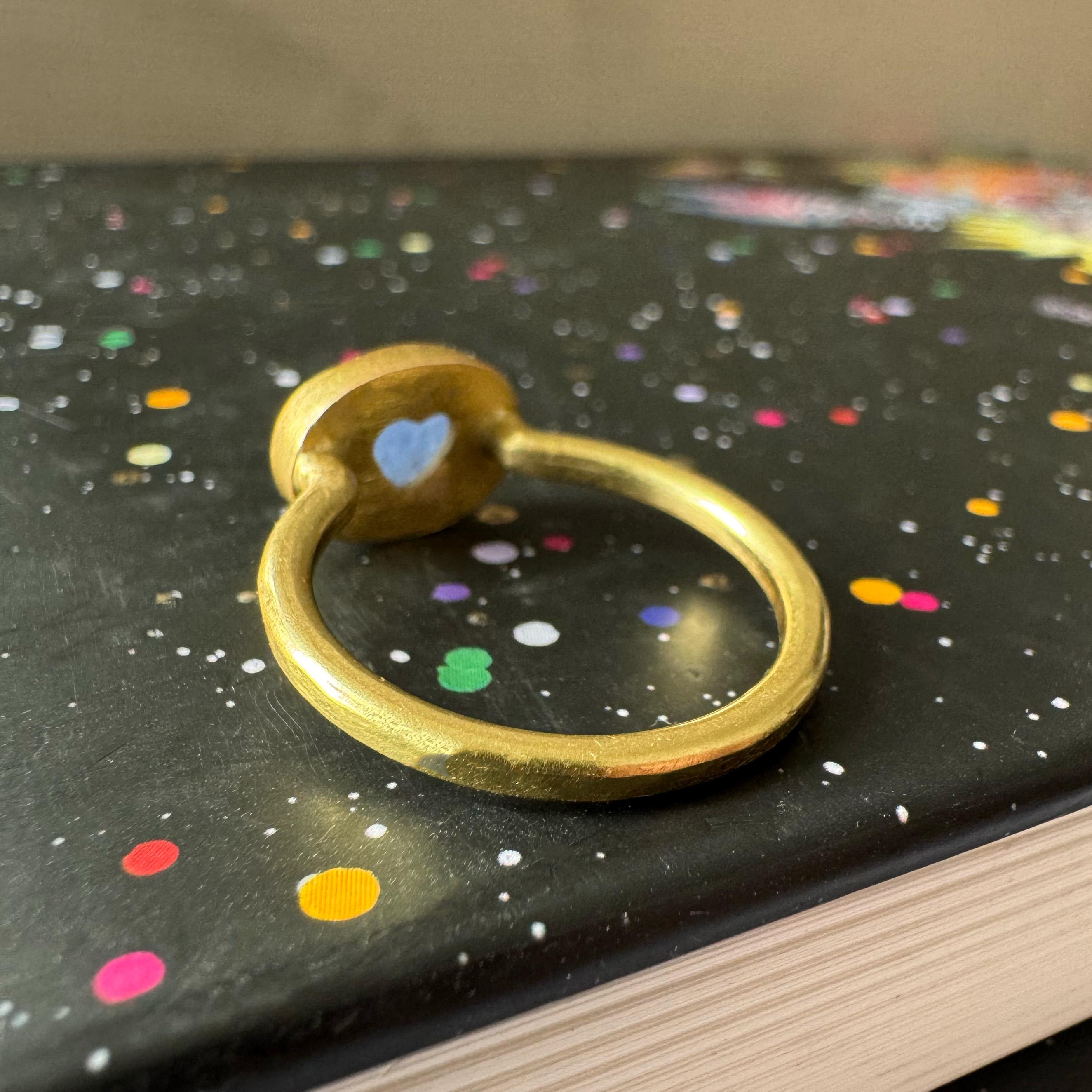 L'anello di zaffiro etico Izumi In condizioni Nuovo in vendita a London, London