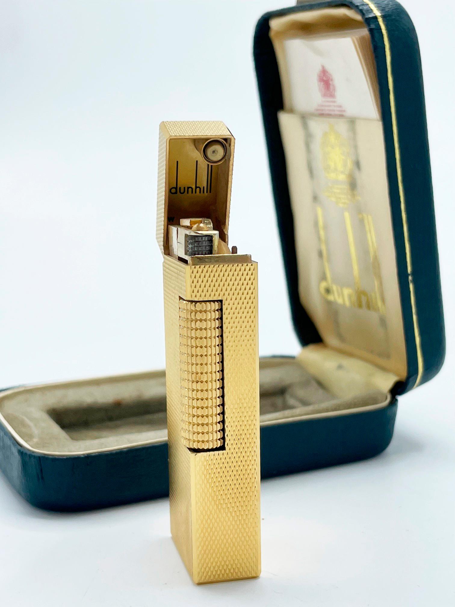 Art Deco The James Bond Iconic and Rare Vintage Dunhill Gold and Swiss Made Lighter