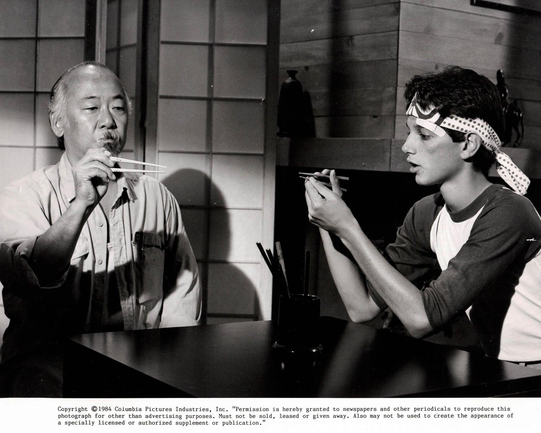 Papier The Karate Kid 1984 Publicity Film Movie Press Still Framed en vente