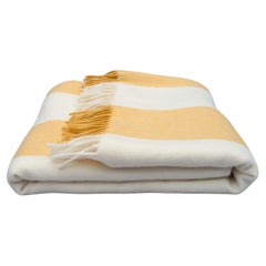 Il Keats Merino in lana d'agnello gialla