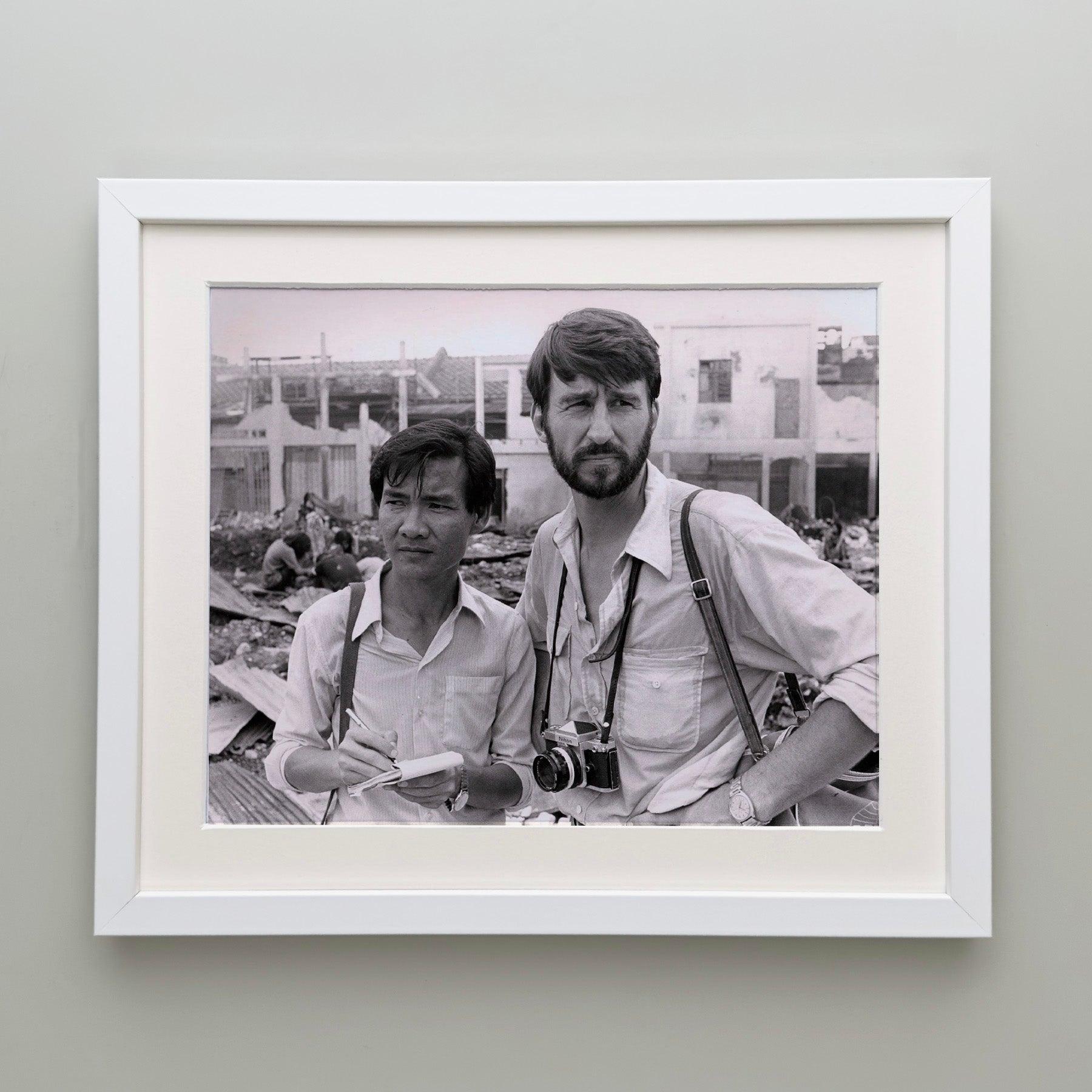 The Killing Fields 1984 Publicity Film Movie Press Still Framed Excellent état - En vente à Bath, Somerset