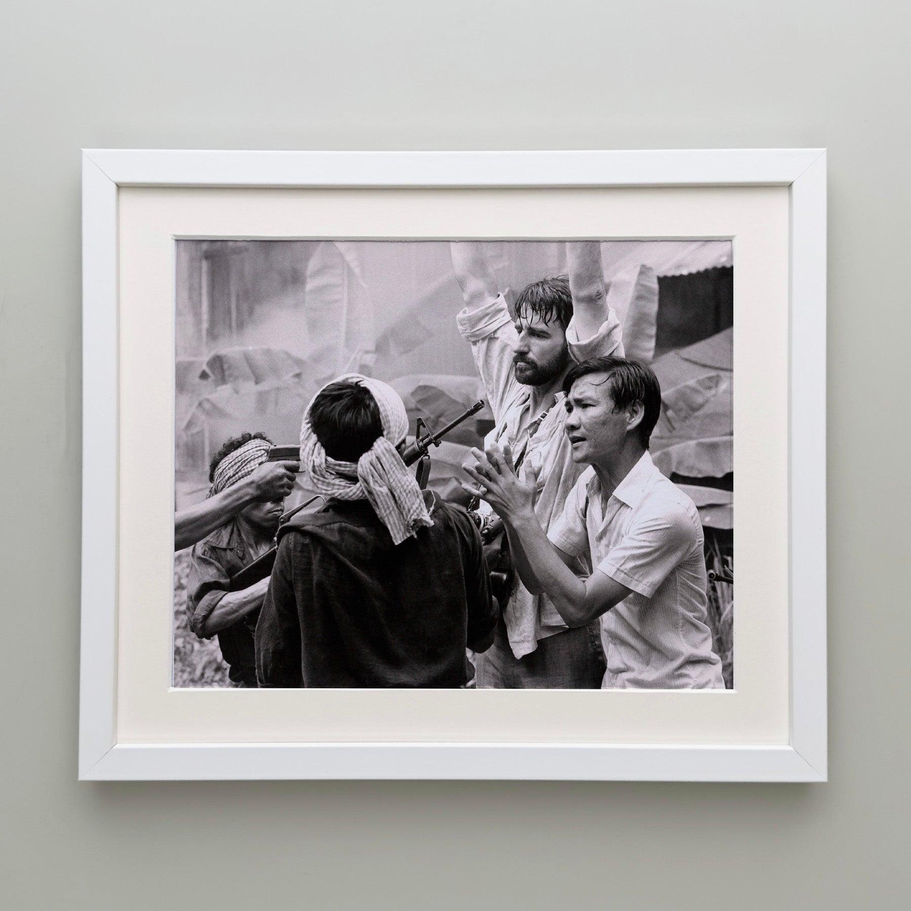 The Killing Fields 1984 Publicity Film Movie Press Still Framed Excellent état - En vente à Bath, Somerset
