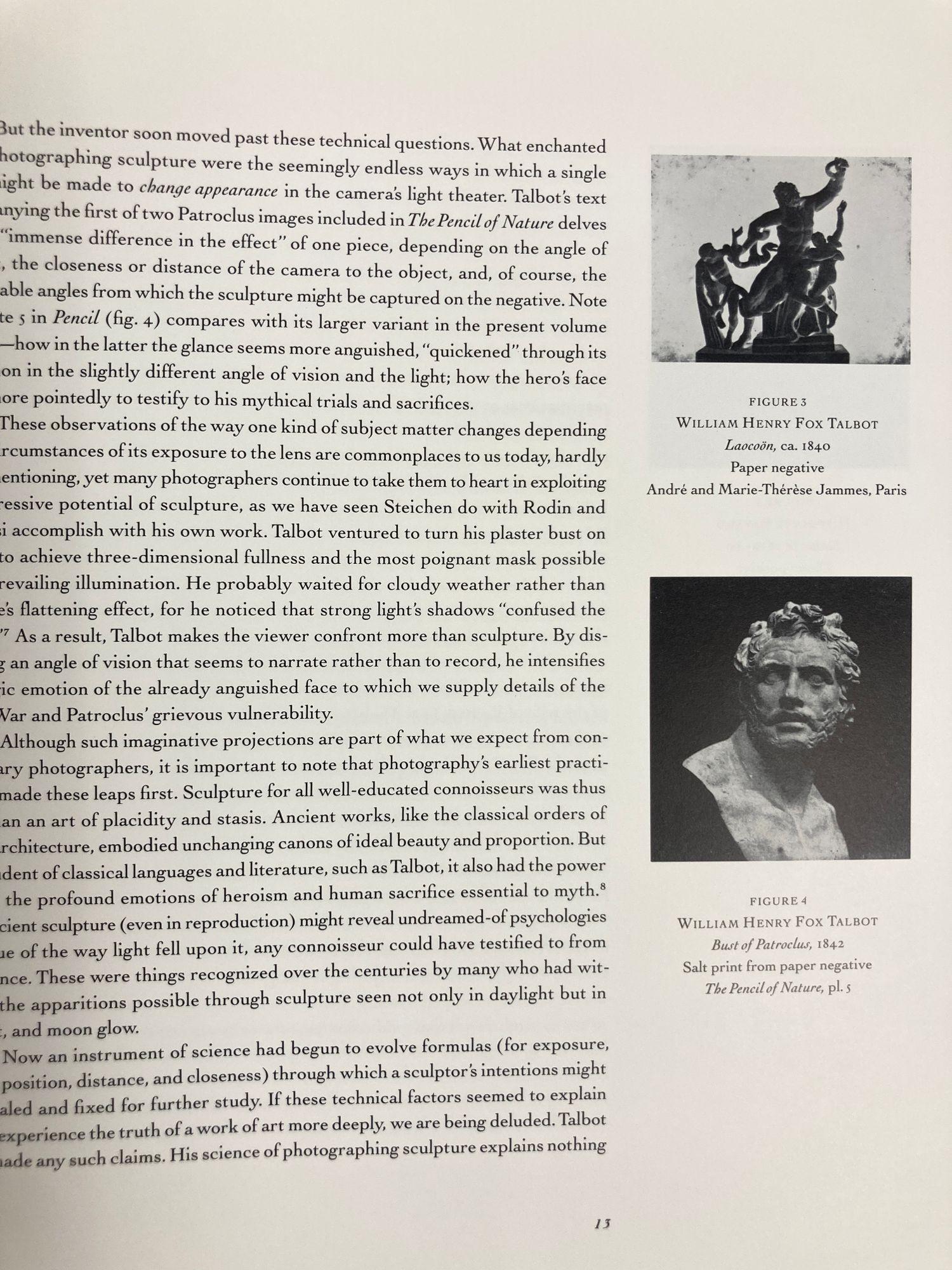 20ième siècle La photographie de la baiser d'Apollon et sa sculpture de 1845 à nos jours par Jeffrey Fraen en vente