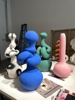Escultura o Lámpara de Mesa Nudo, en Azul Electra, hecha a mano por la artista Stef Duffy