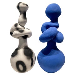 Escultura o Lámpara de Mesa Nudo, en Azul Electra, hecha a mano por la artista Stef Duffy