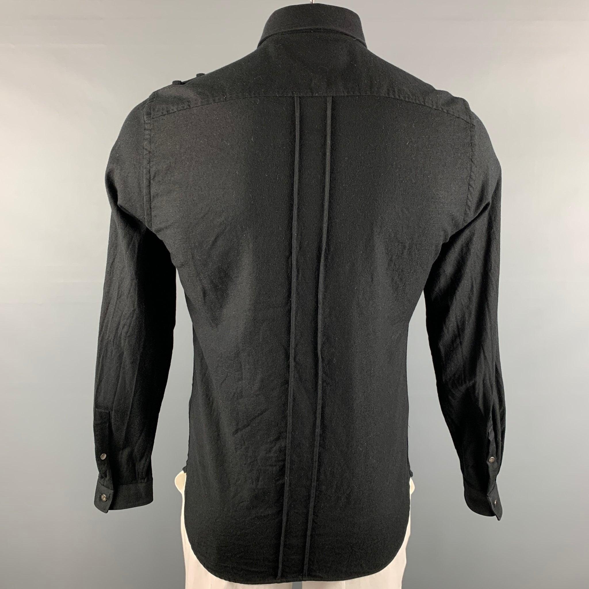 THE KOOPLES Size L Black Solid Wool Snaps Long Sleeve Shirt In Good Condition For Sale In San Francisco, CA