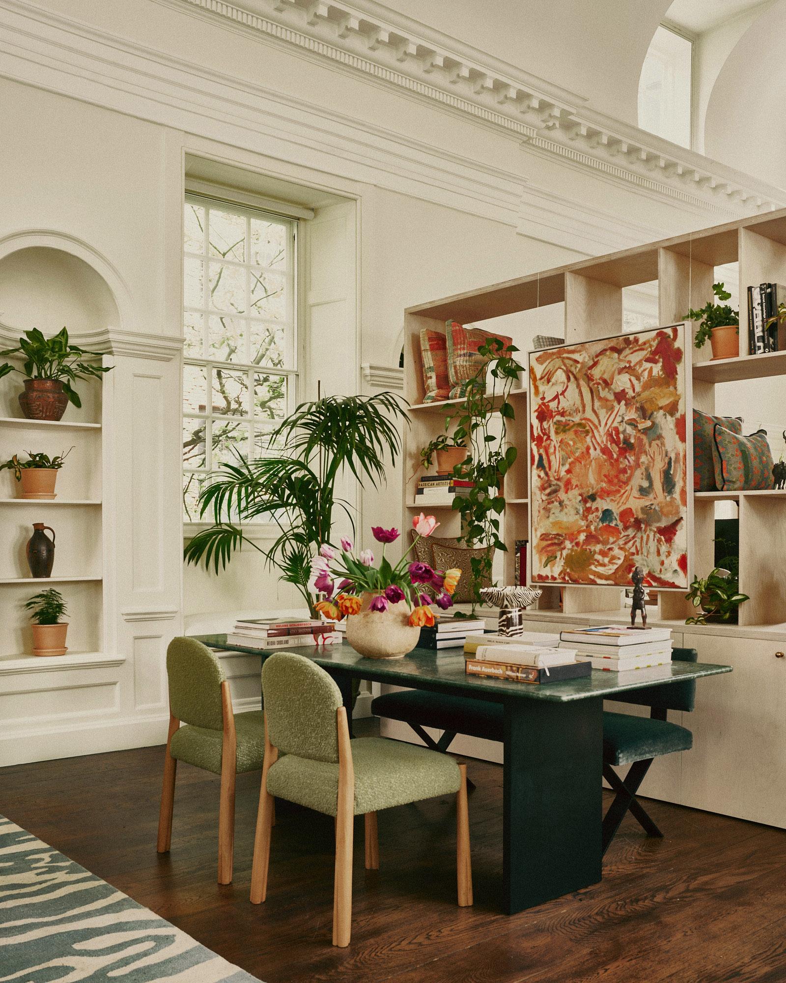 The Kudo Dining Chair in Oak with Ismay Boucle by Sister by Studio Ashby im Angebot 1