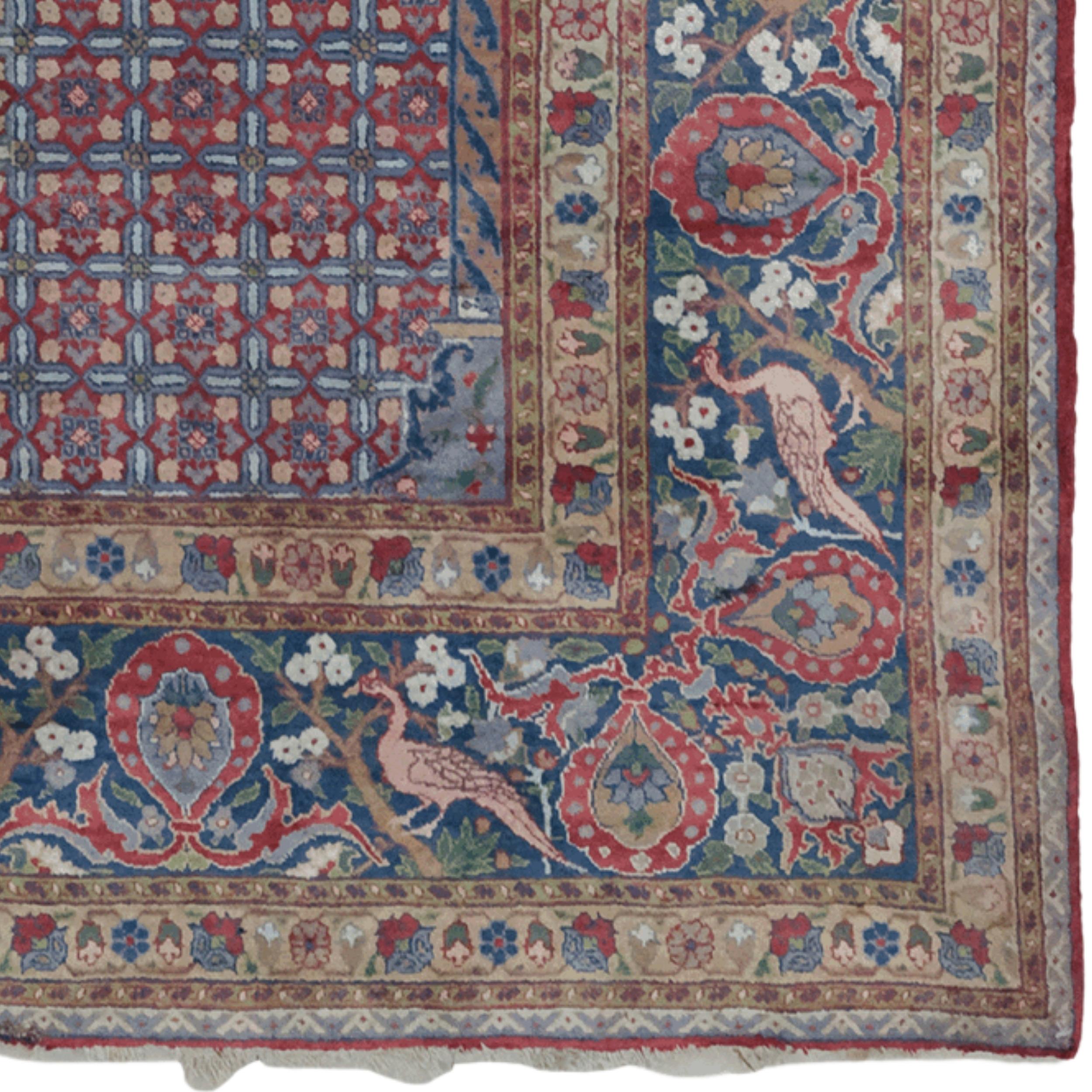 The Kumkapi Silk Rug Woven for Kaiser Wilhelm II In Good Condition For Sale In Sultanahmet, 34