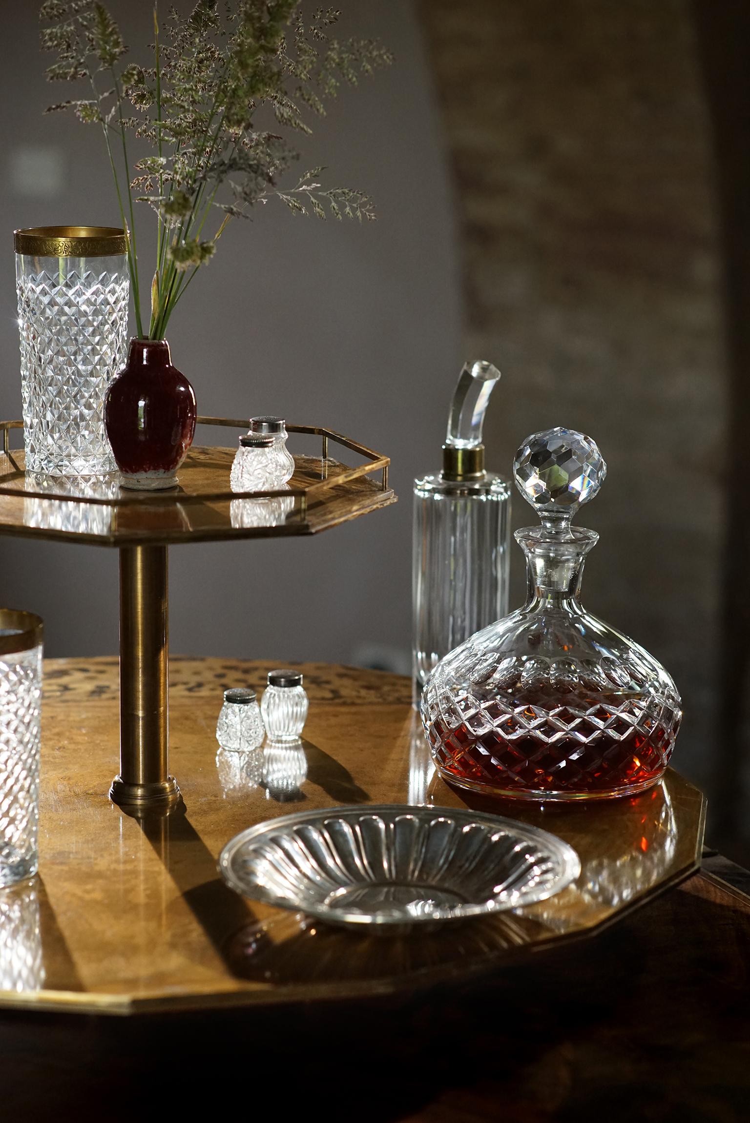 Patiné Carousel à double culot du 21e siècle, Lady Susan, Lazy Susan colorée en vente