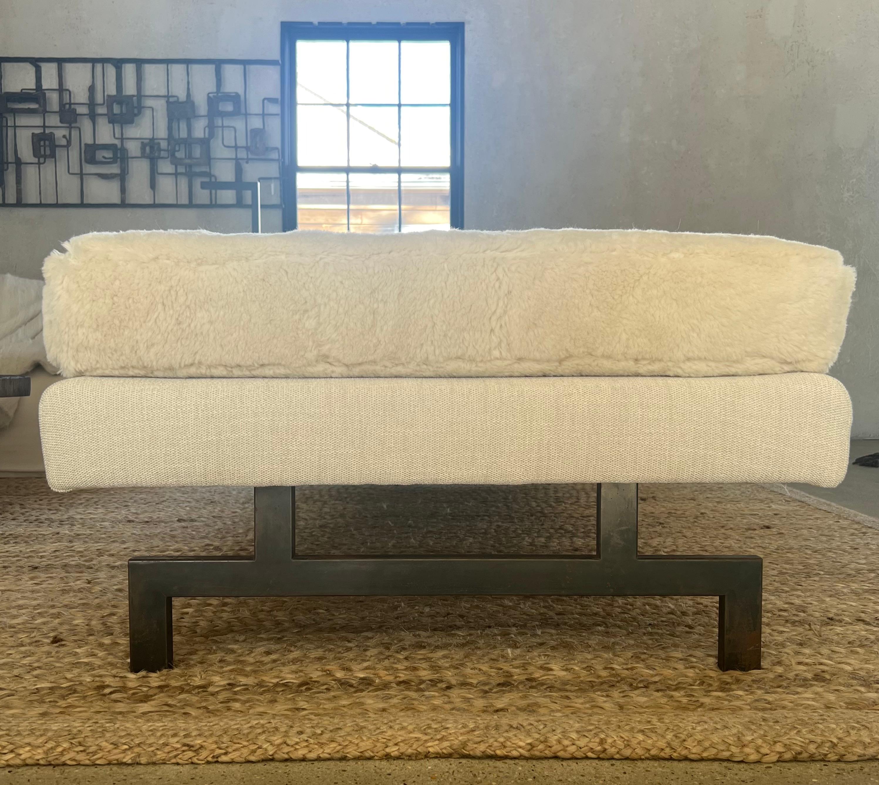The Lake Forest Daybed by Michael Del Piero In New Condition For Sale In Chicago, IL