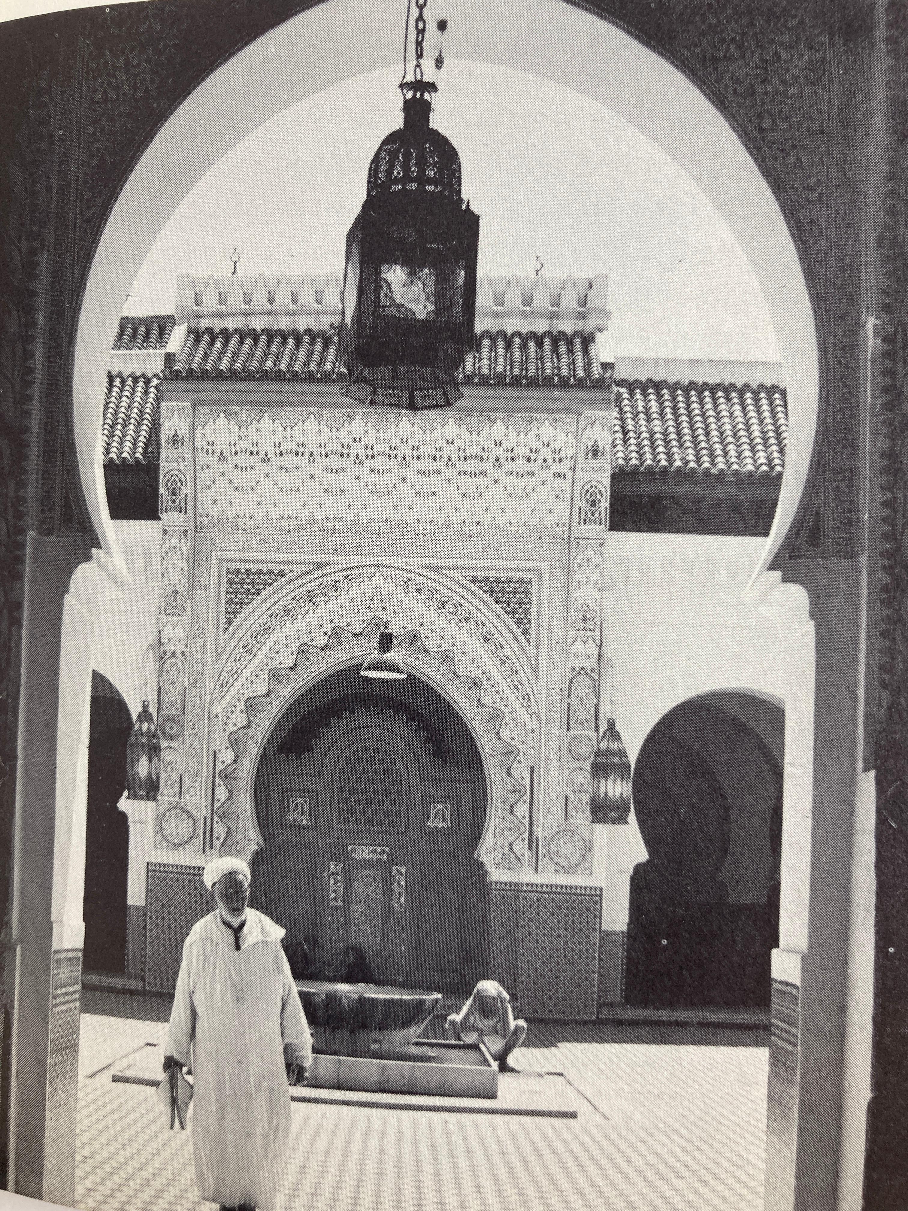 The Land and People of Morocco by William Spencer, 1973 For Sale 1