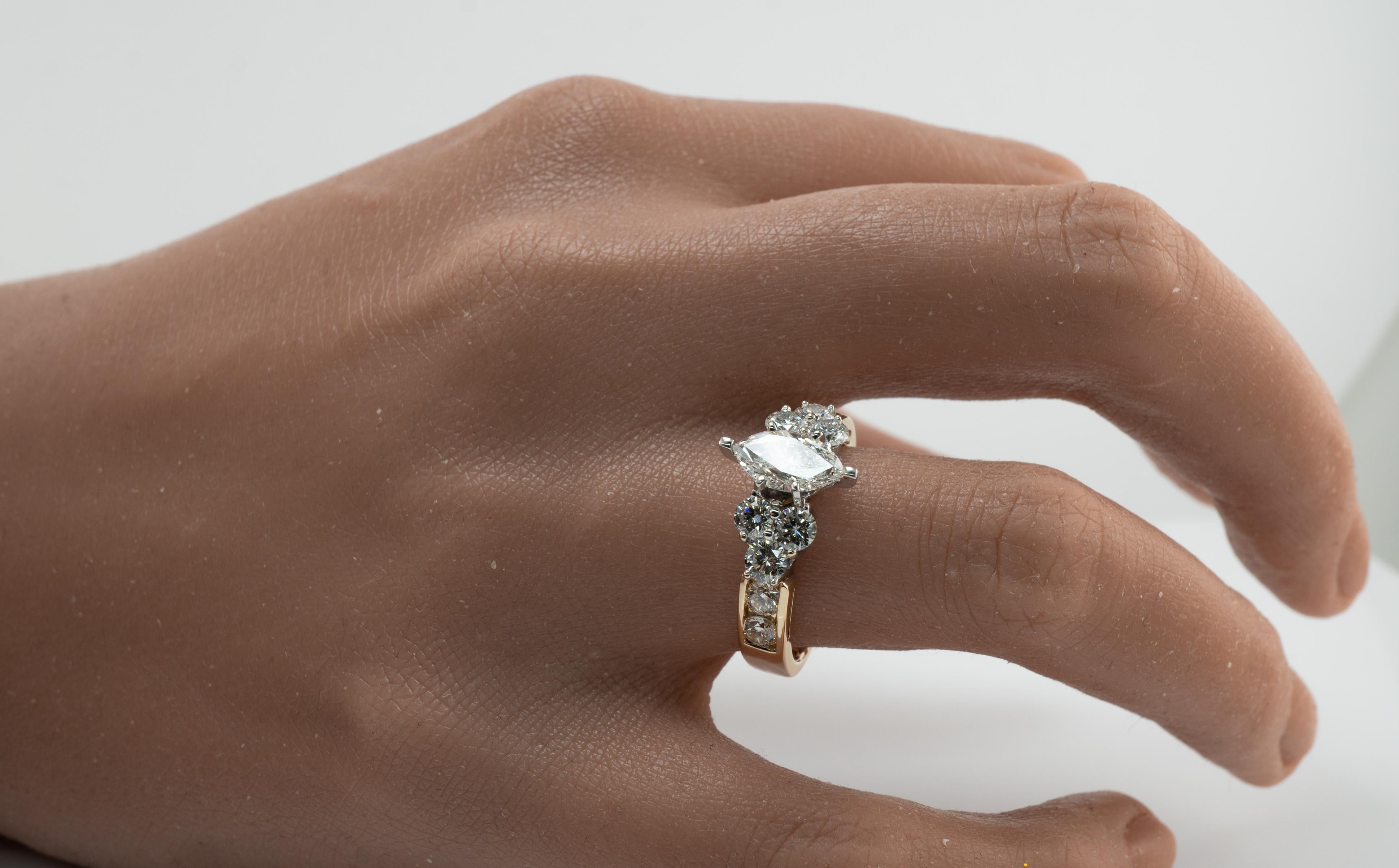Der Leo Diamant Ring 14K Gold Platin Marquise geschnitten Verlobung Damen im Angebot