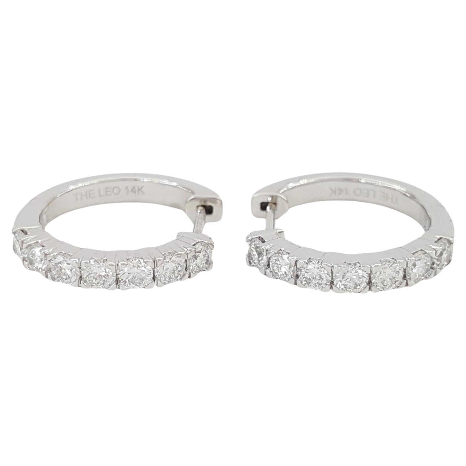 Contemporary THE LEO Round Brilliant Cut Diamond Round Huggie Hoop Earrings