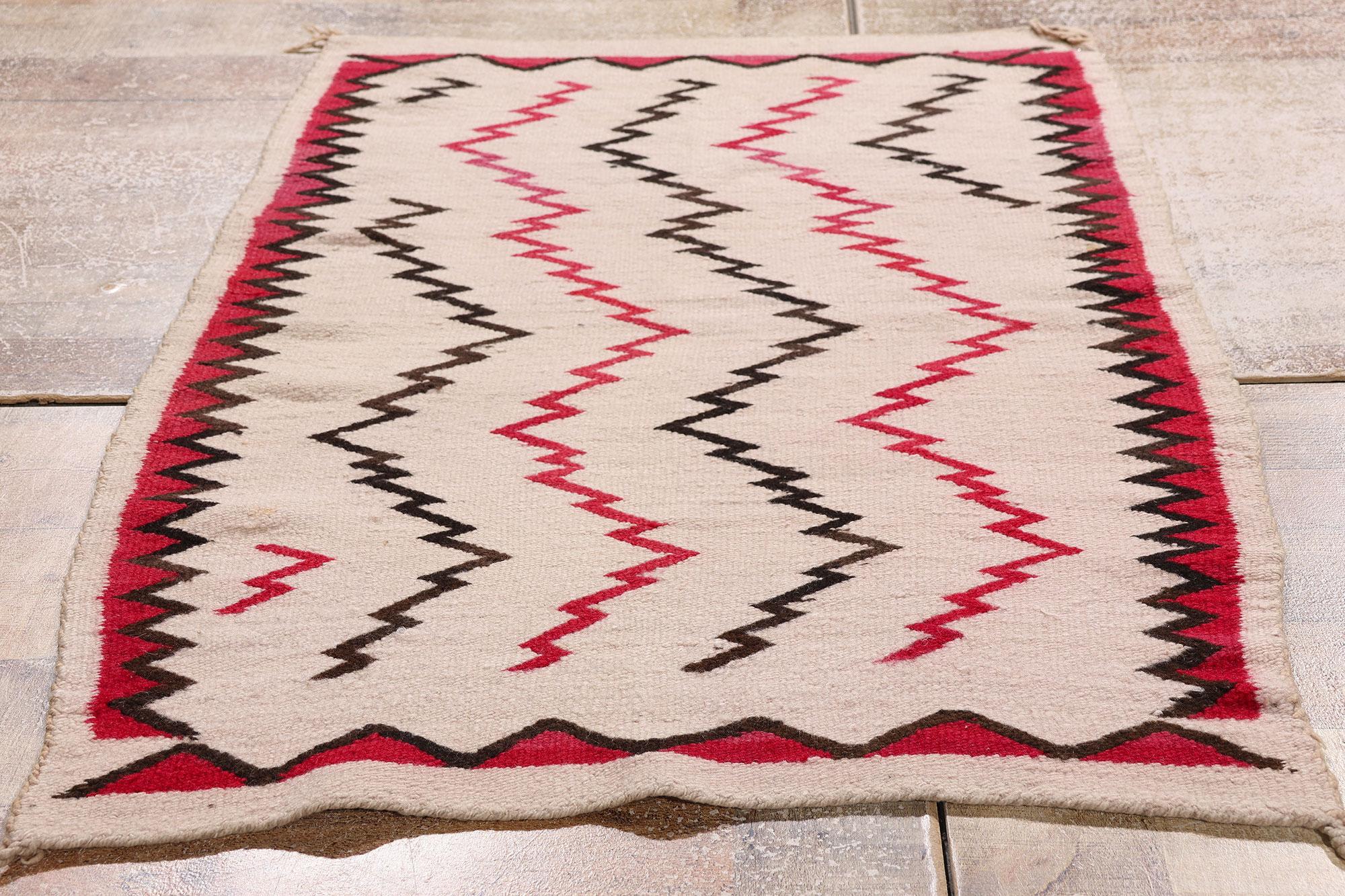 Tessuto a mano Il sentiero dei fulmini: Un tessuto abbagliante di ritmo sacro del primo Novecento in vendita