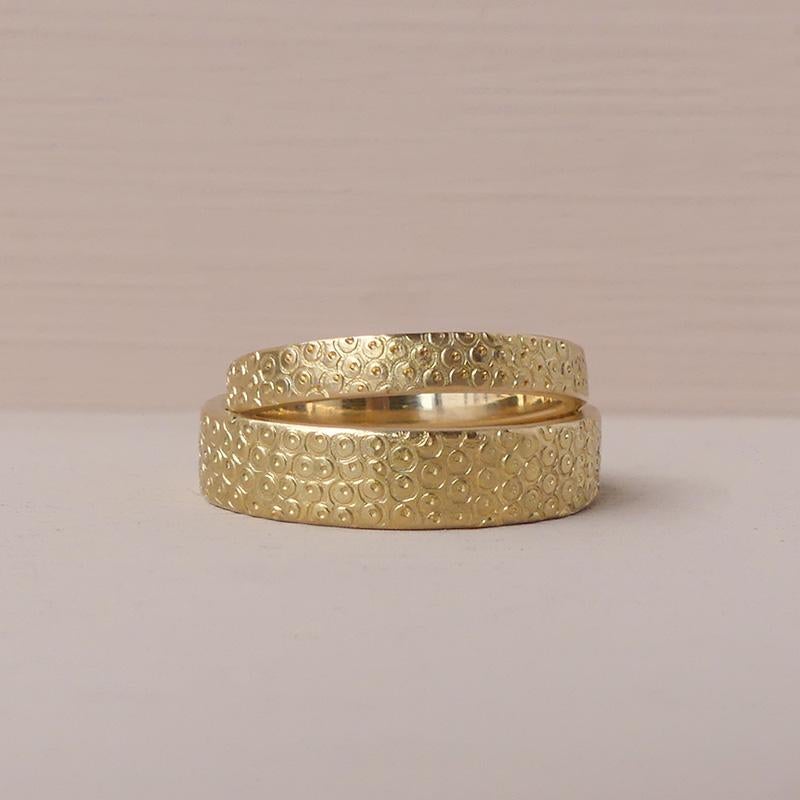 For Sale:  The Logan Men's Ethical Ring 18ct Fairmined Gold 2
