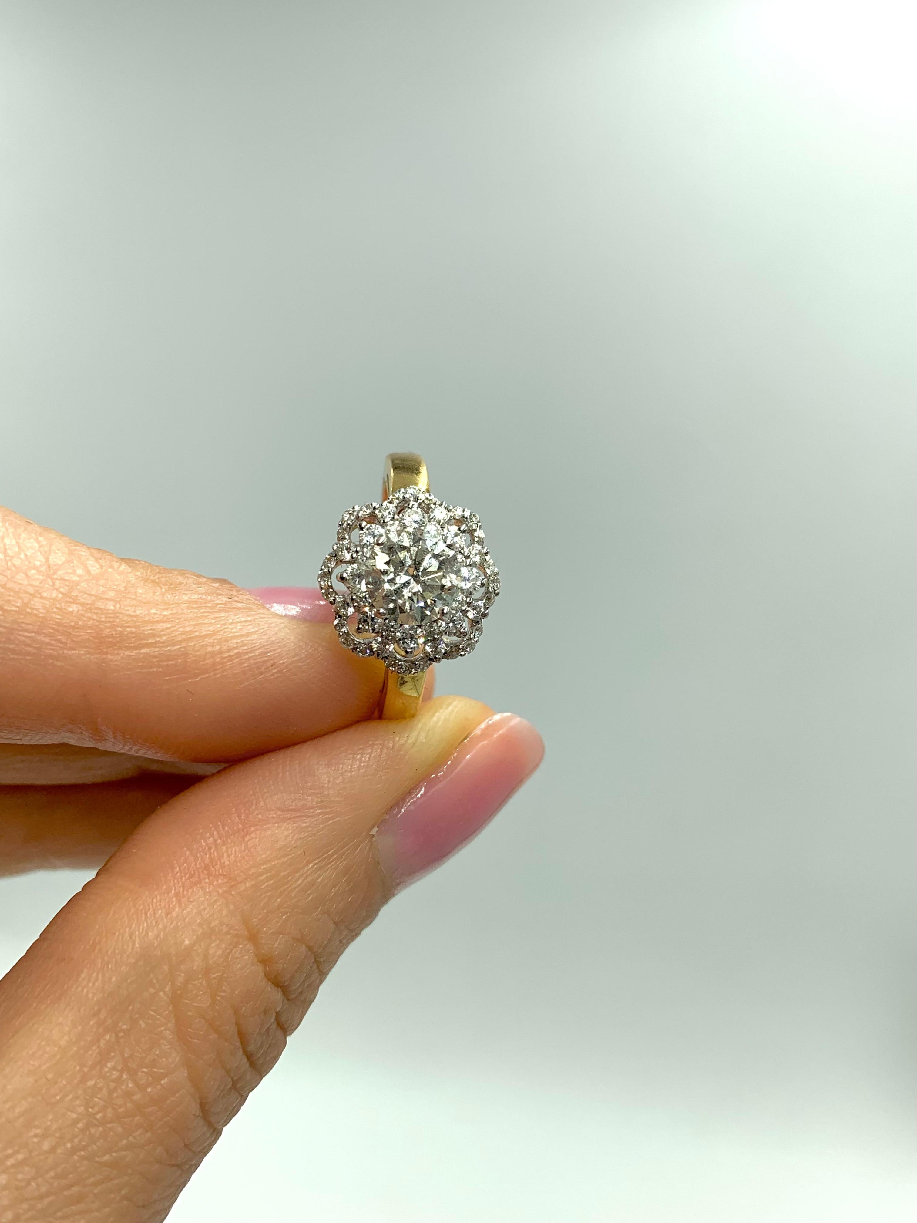 Round Cut The Lona Ring - 1.03 Carat Diamond 18K Yellow Gold For Sale