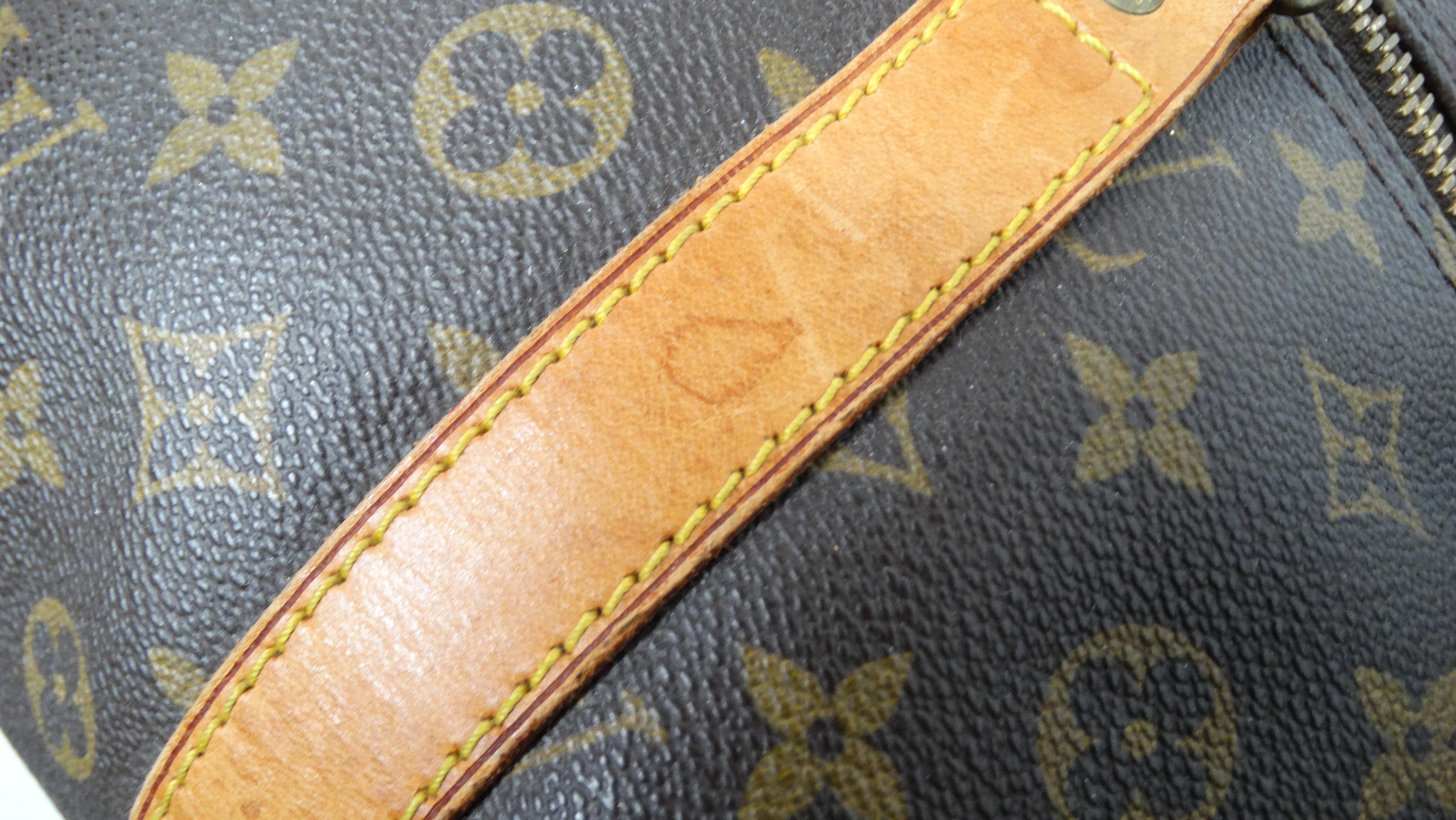 The Louis Vuitton Keepall 55 Monogram Coated Canvas Duffel Bag en venta 3