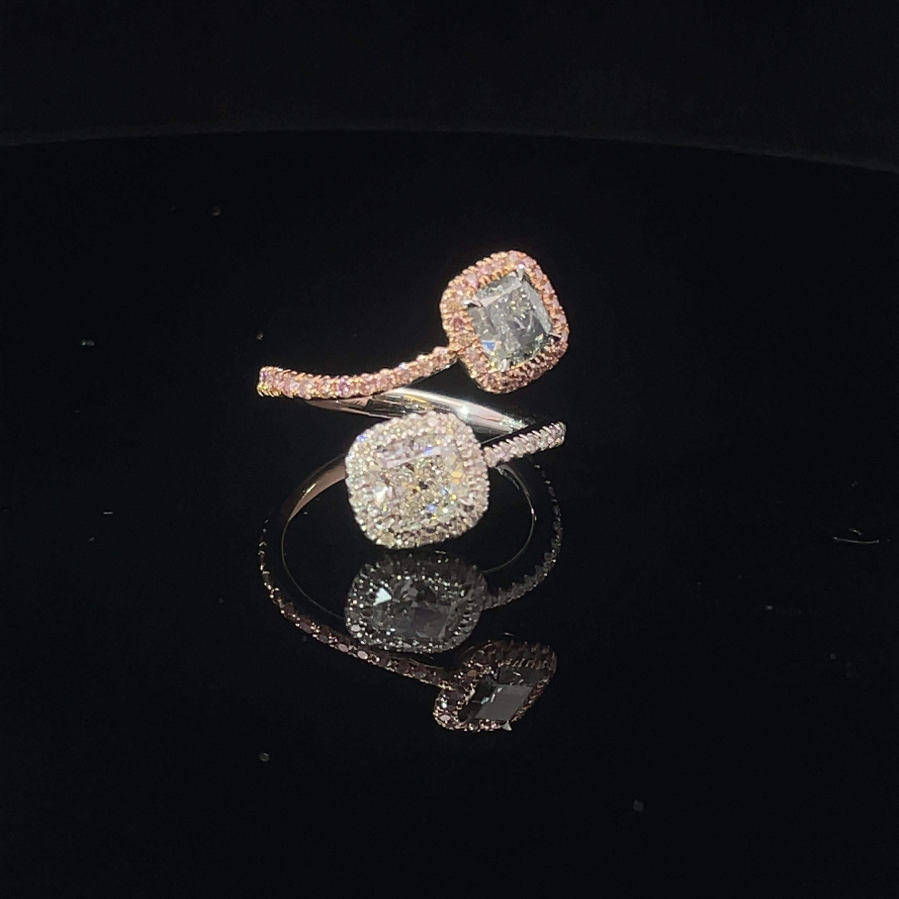 For Sale:  The luxurious 1ct Fancy Light Green Diamond and 1ct White Diamond Cushion Ring 2