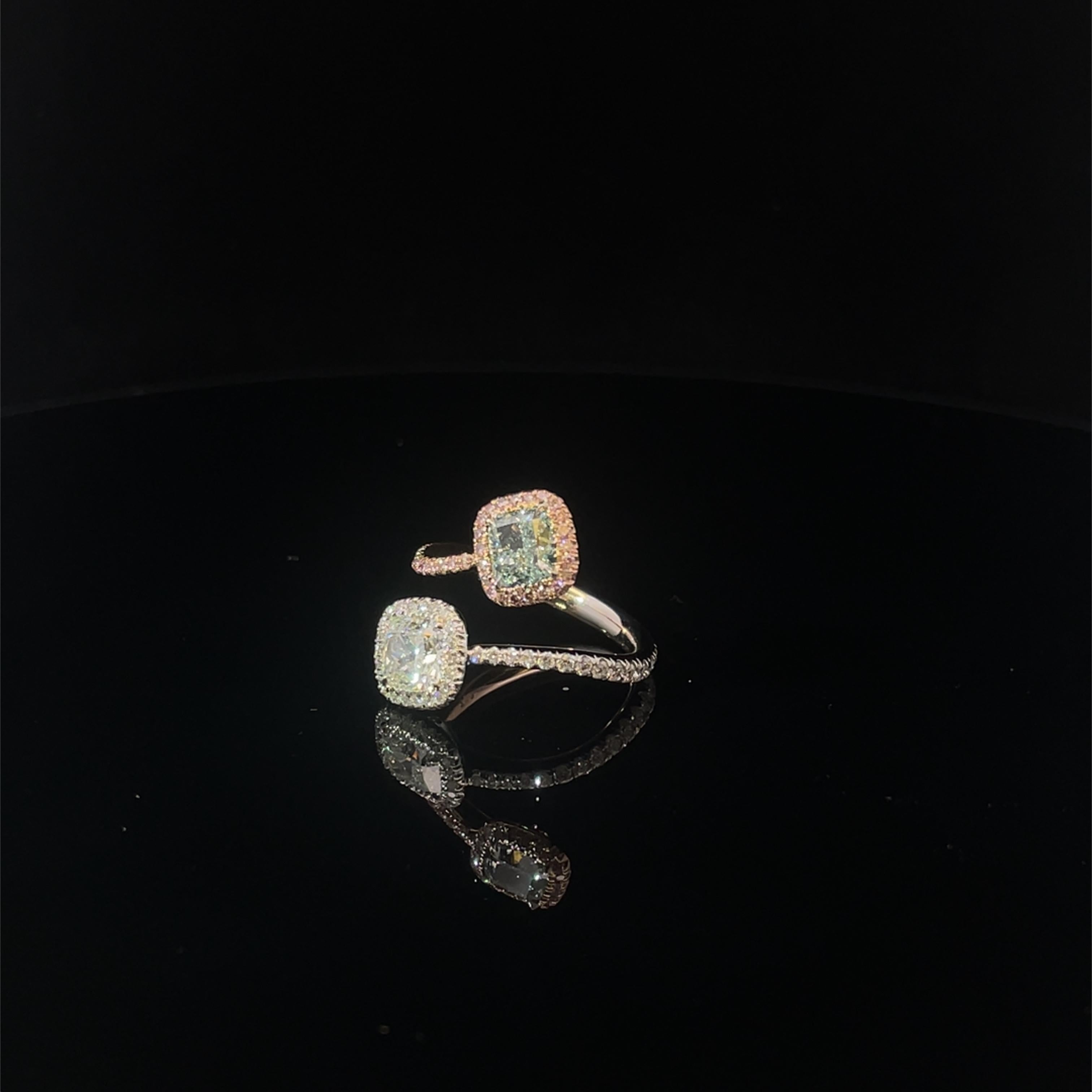 For Sale:  The luxurious 1ct Fancy Light Green Diamond and 1ct White Diamond Cushion Ring 3