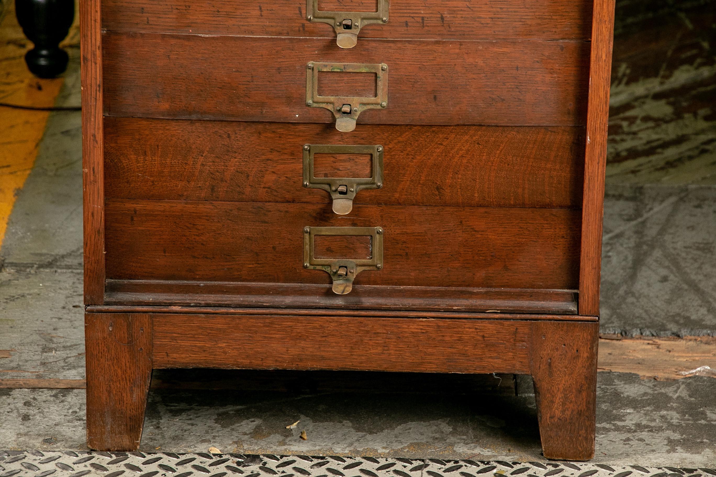 The M. Ohmer's Sons Co. [Dayton, OH] Oak Cabinet File 1