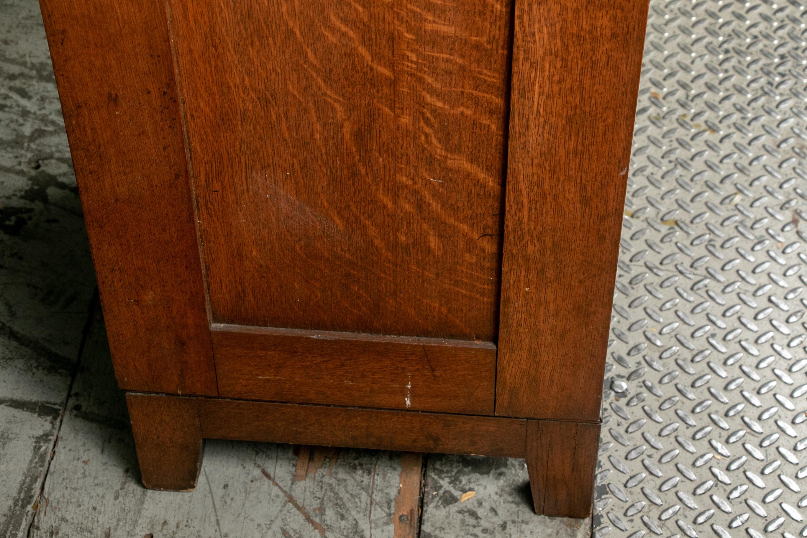 The M. Ohmer's Sons Co. [Dayton, OH] Oak Cabinet File 3