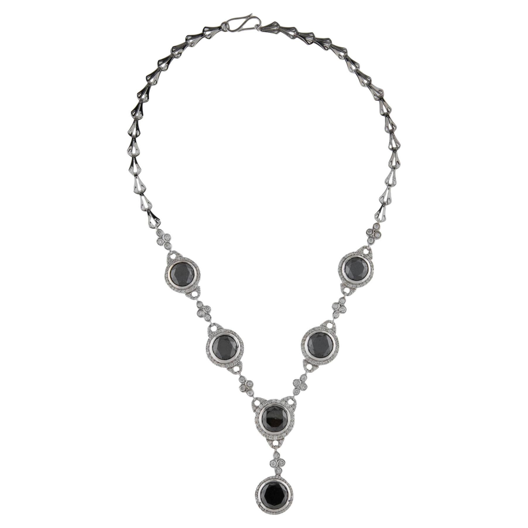 Luxurious 14K 32.23ctw Diamond Pendant Necklace - Exquisite Statement Jewelry For Sale