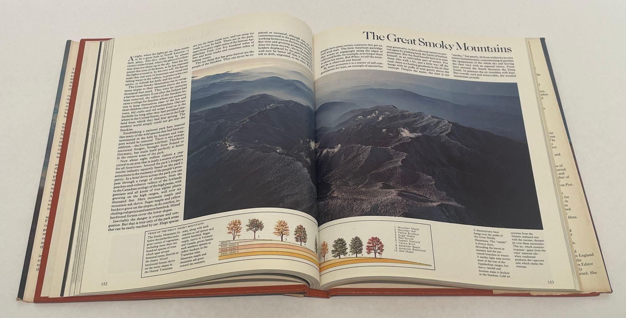 Papier The Magnificent Continent Rand McNally et Iain Parsons, 1975 en vente