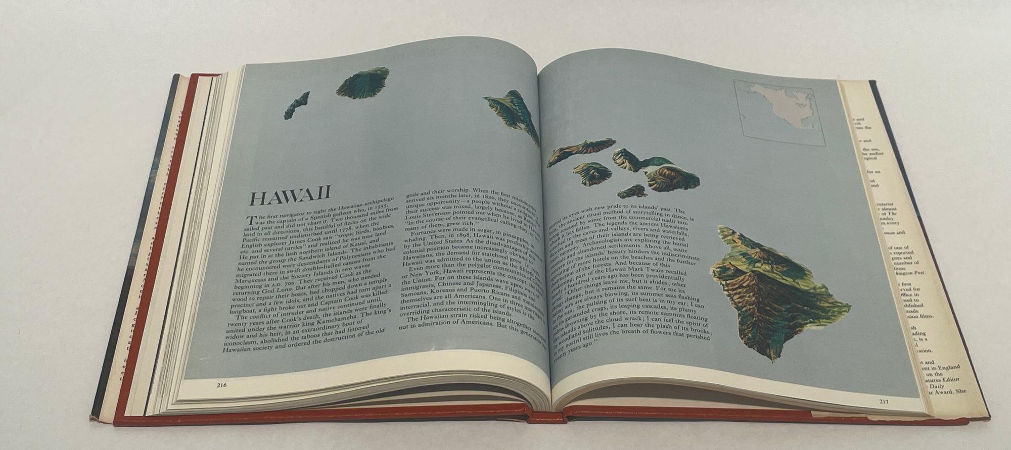 The Magnificent Continent Rand McNally et Iain Parsons, 1975 en vente 1