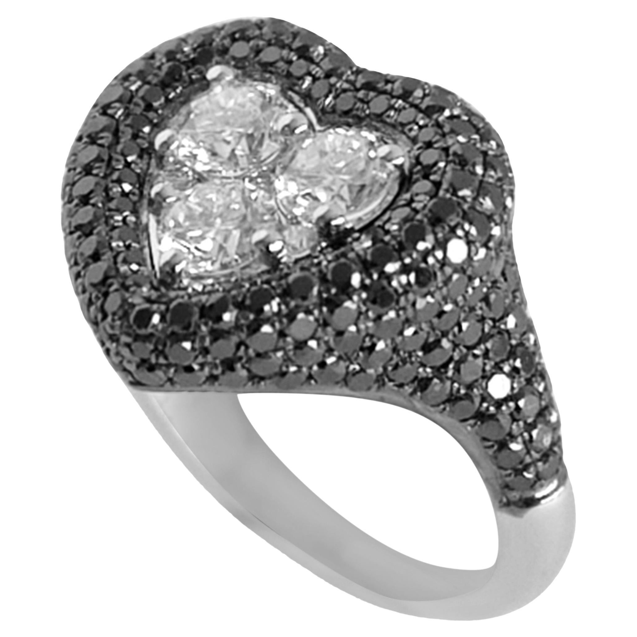 For Sale:  Manaal Heart Pinky Ring, 1.93 Carat Diamonds, Fashion Ring