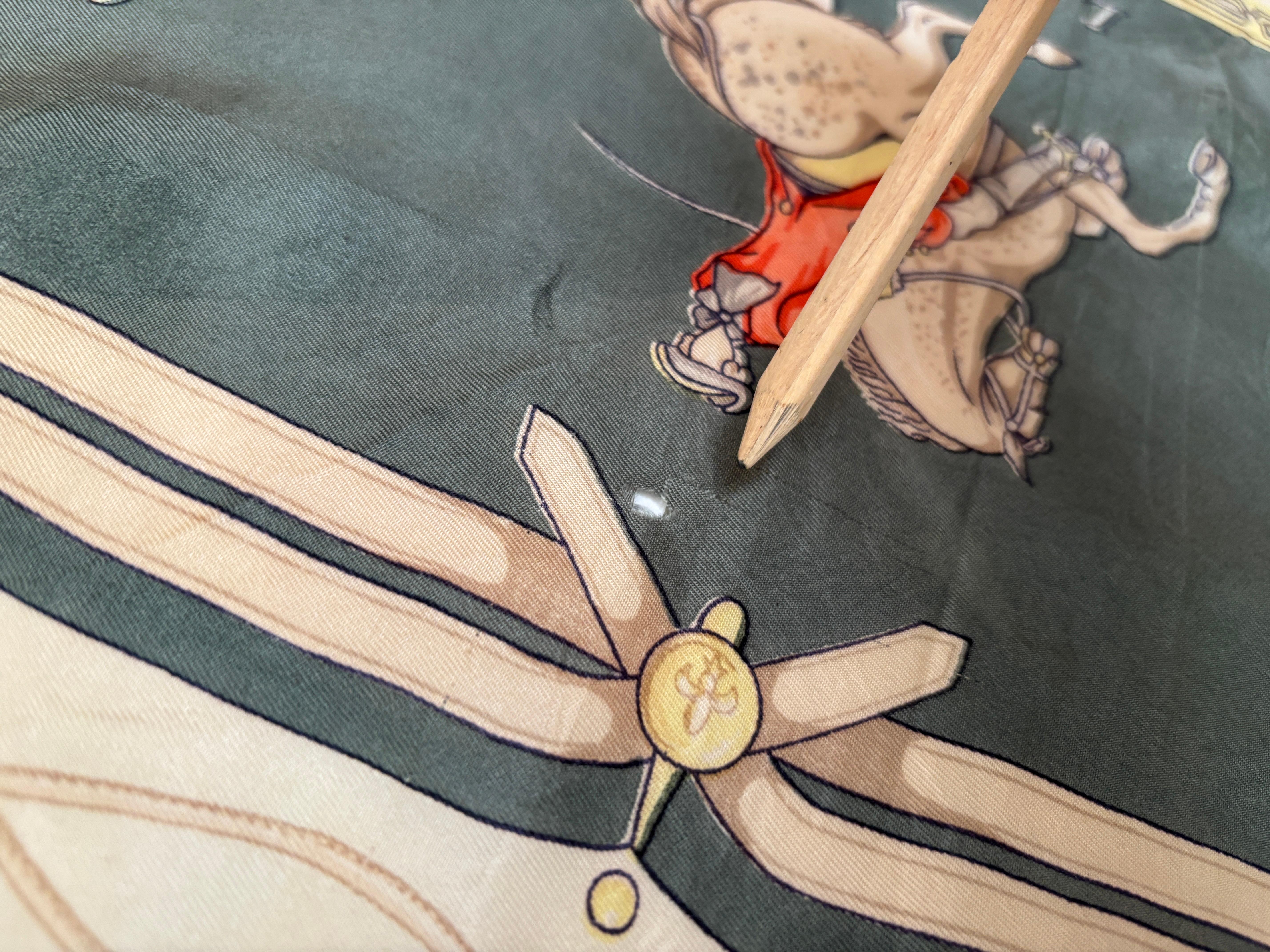 The Maneige Royal by Antoine de Pluvinel Silk Scarf For Sale 7