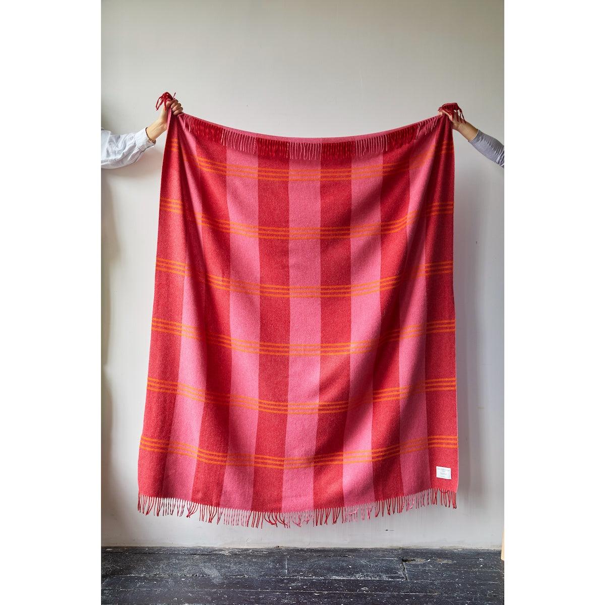 Organic Modern The Marlowe Merino Lambswool Pink Throw / Blanket For Sale