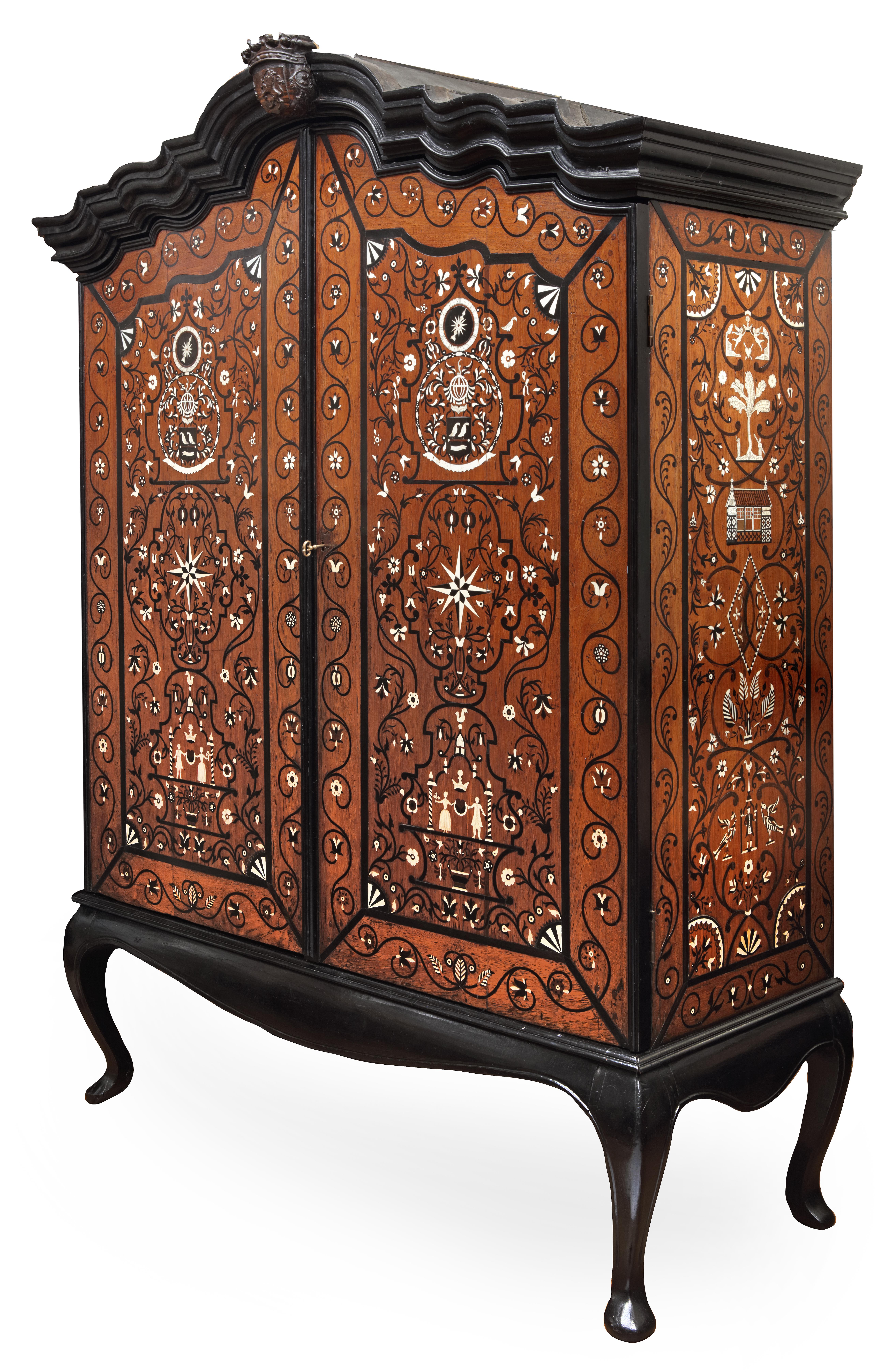 The highly important and unique ebony and pen-engraved bone inlaid marriage cabinet of governor-general Diederik Durven (1676-1740) of the former Dutch East-Indies

Sri Lanka or Jakarta (Batavia), circa 1724

The two-door cabinet on four