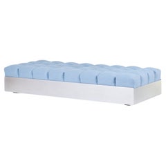 La banquette Marshmallow, banquette rembourrée avec cadre en aluminium