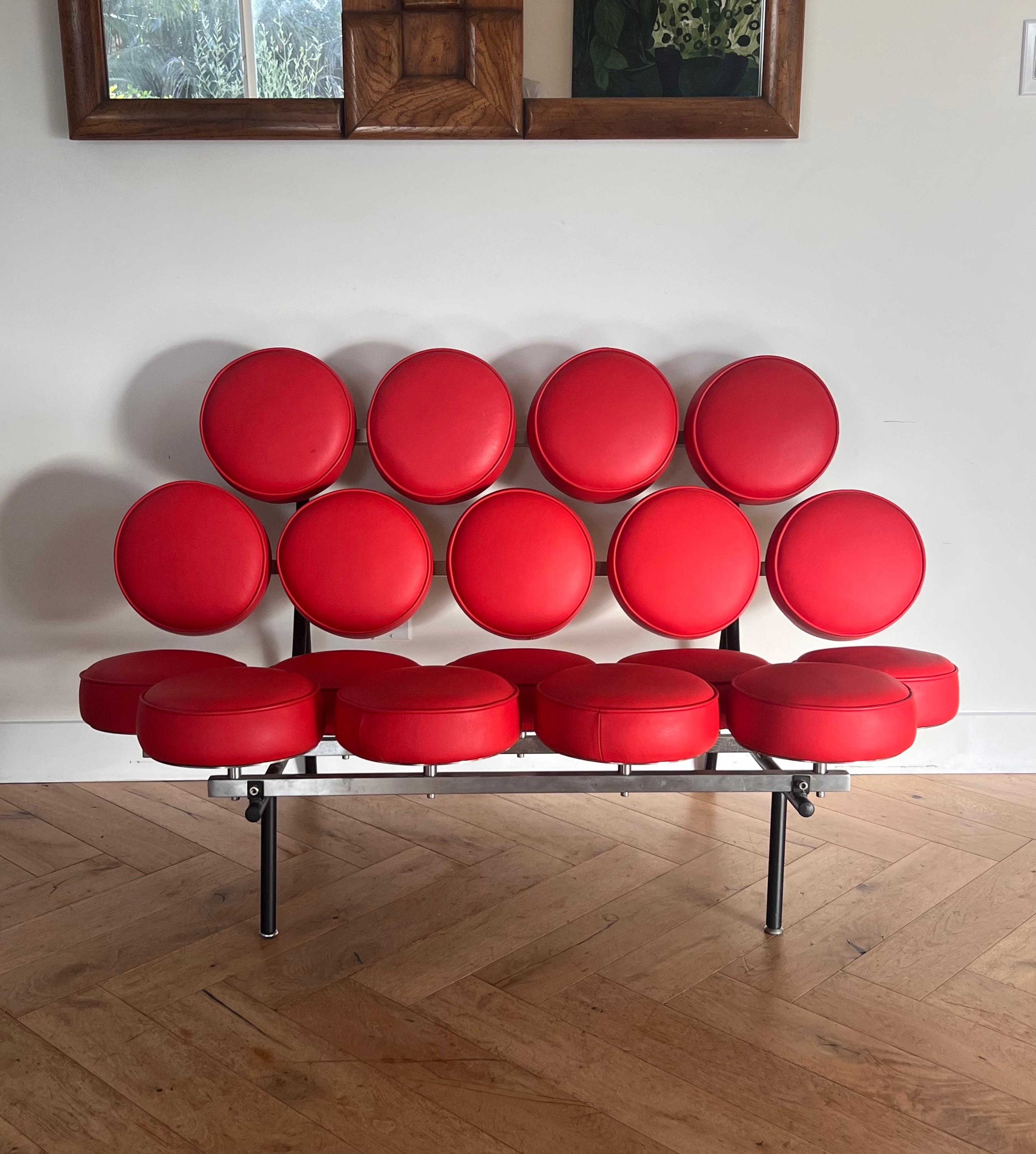 The Marshmallow sofa by George Nelson for Herman Miller, reproduction 20th c. 5