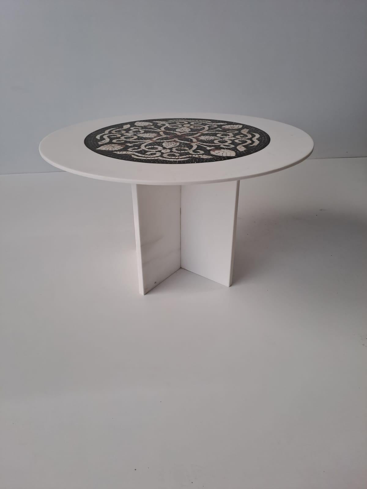 Greek The Maze Coffee Table - Thasos Marble For Sale