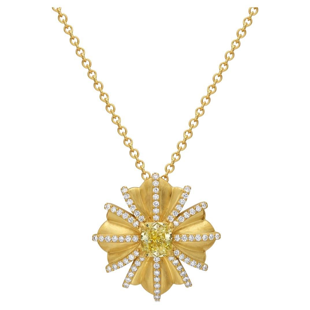 Rare Colors - The Meelie Flower Diamond Pendant For Sale