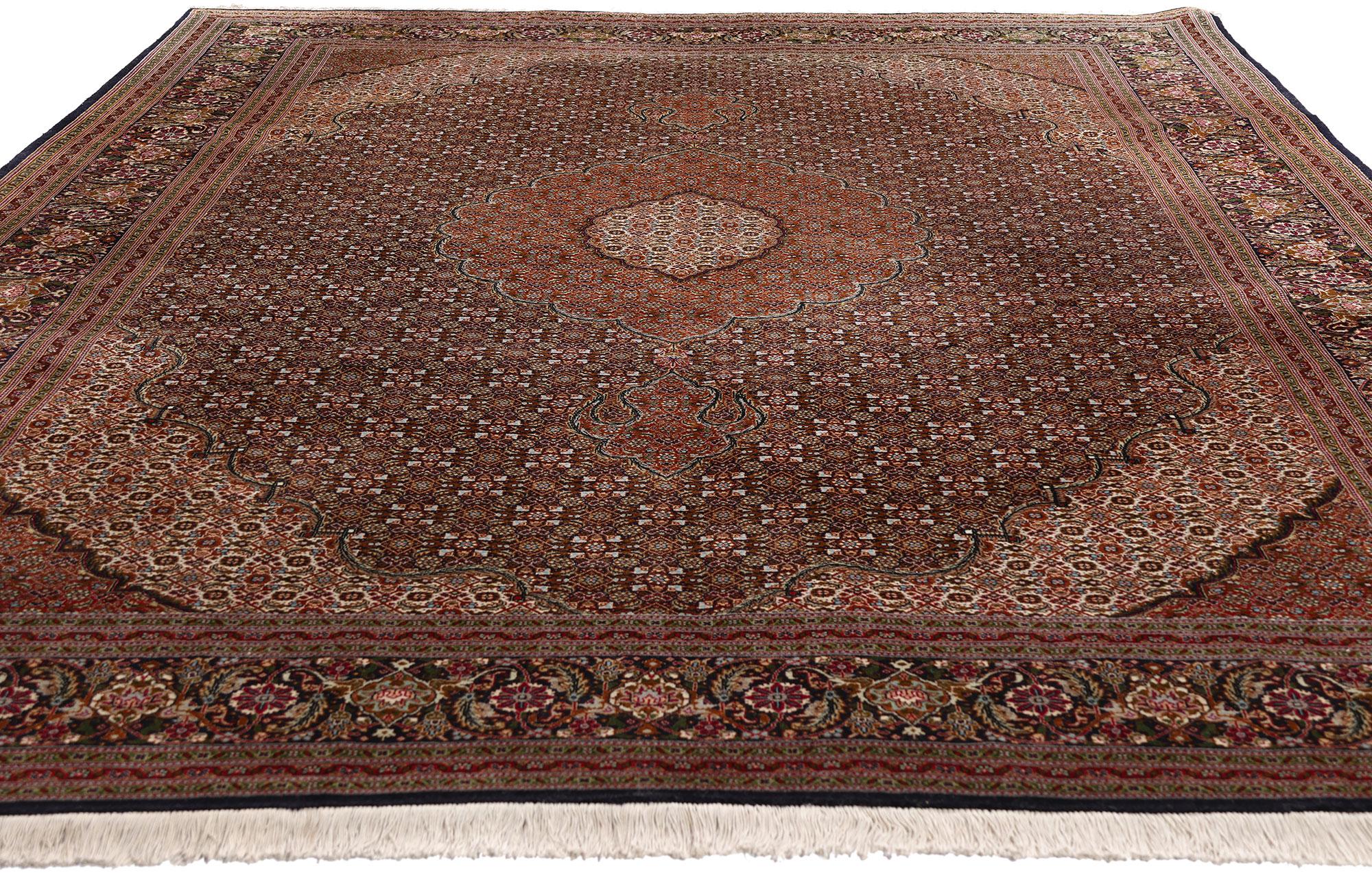 Der Mitternachtsgarten: Ein Vintage Persian Mahi Tabriz Meisterwerk im Angebot 1