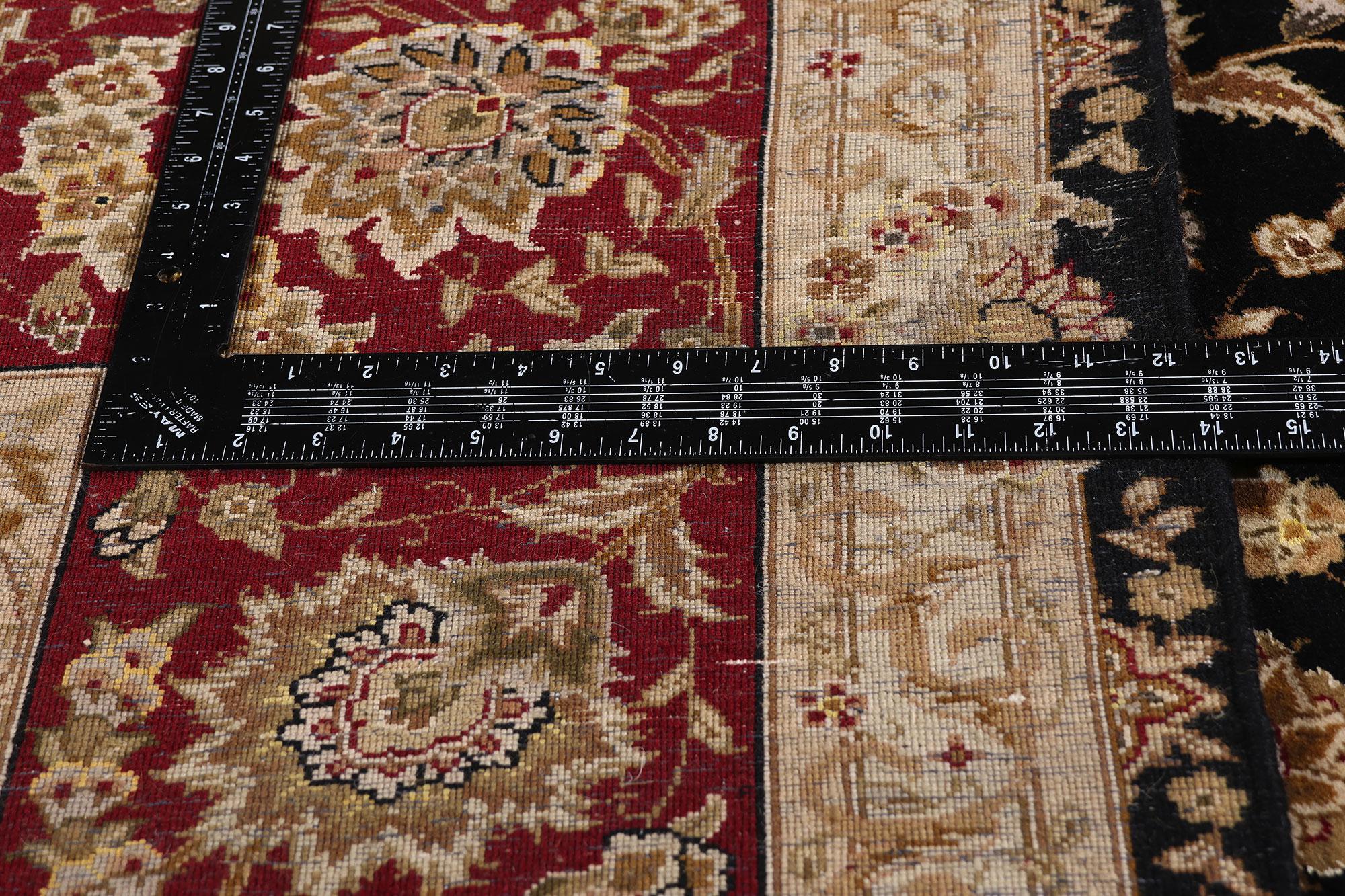 Il giardino di mezzanotte: Tappeto cinese Tabriz d'epoca di grandeur floreale persiana in vendita 2