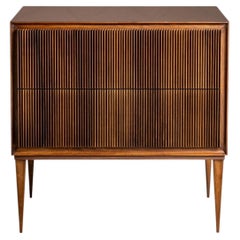 Minimalistische Mid-Town-Kommodenschränke – entworfen von Karl Kemp Antiques