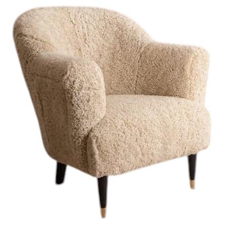 The 'Milo' Sheep wool armchair For Sale