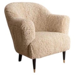 The 'Milo' Sheep wool armchair
