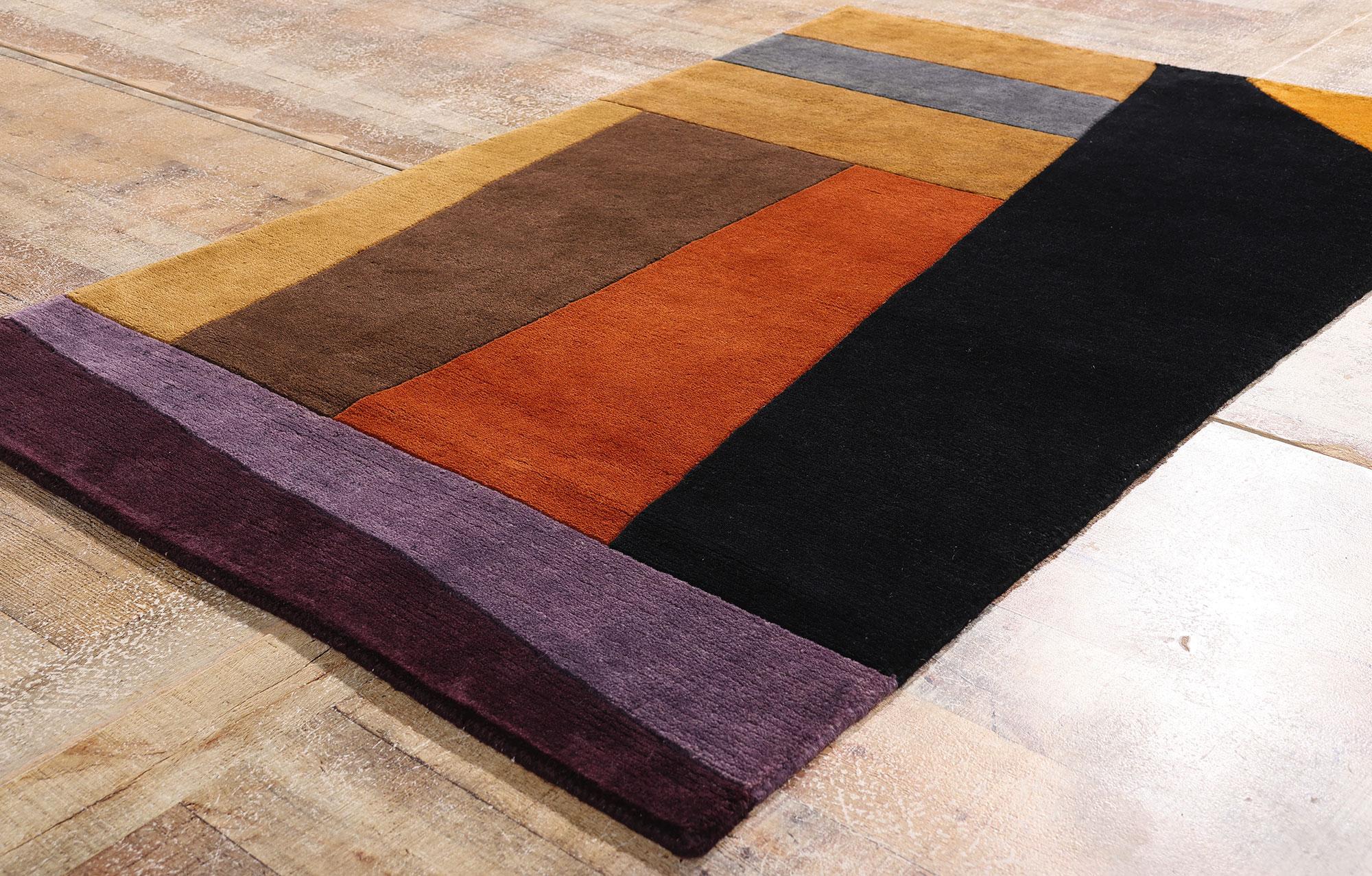 Der Horizont der Moderne: Vintage Tibetan Bauhaus Rug of Architectural Abstraction (Nepalesisch) im Angebot