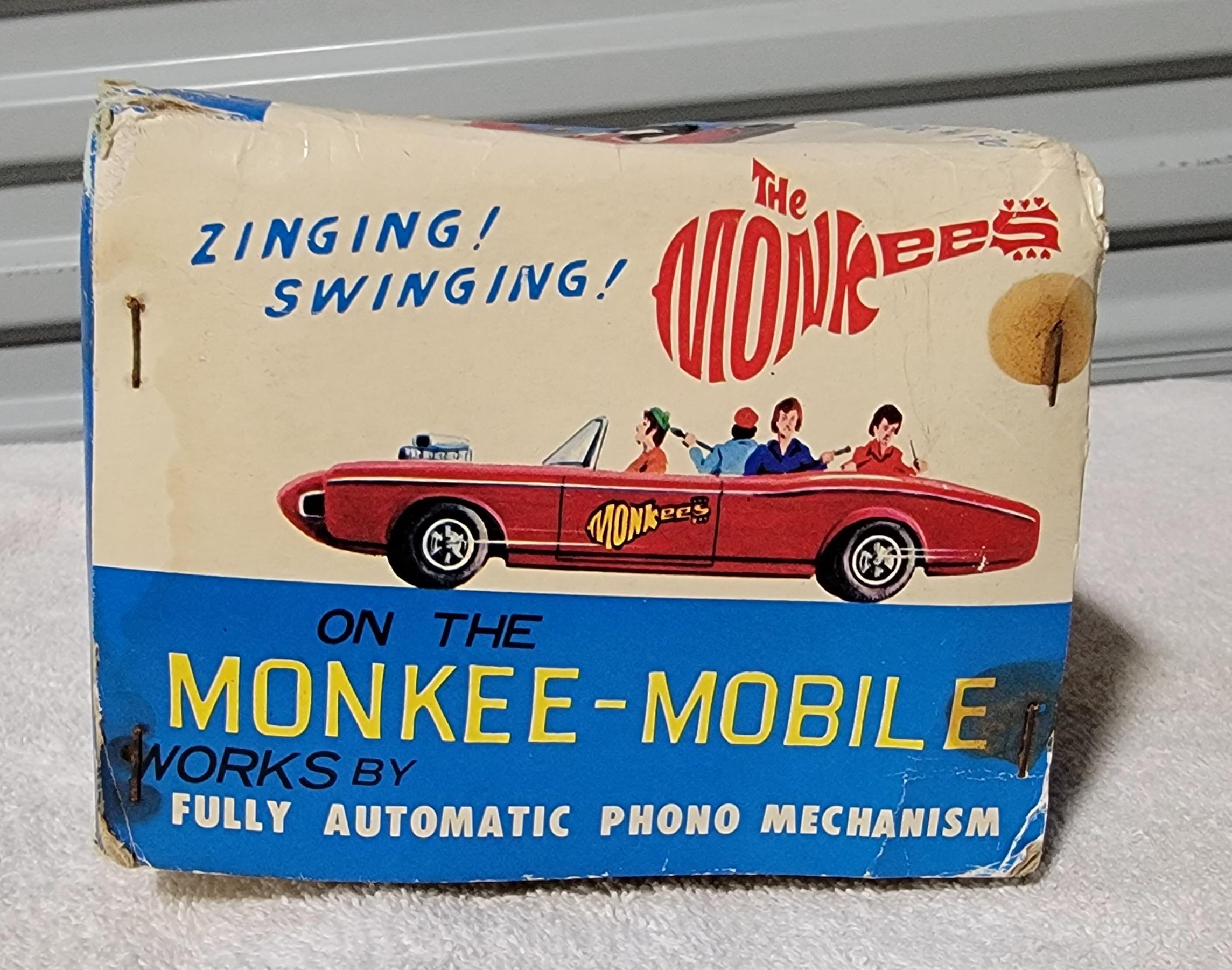 Monkeys Monkee-Mobile Toy Car 9
