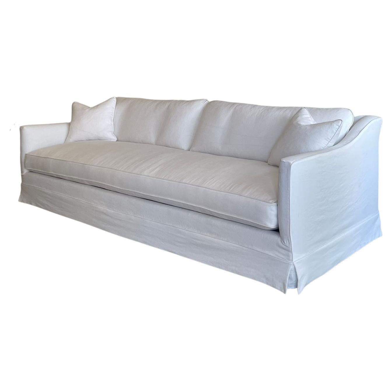 Handgefertigtes Sofa aus belgischem Leinen in Montauk, maßgeschneidert