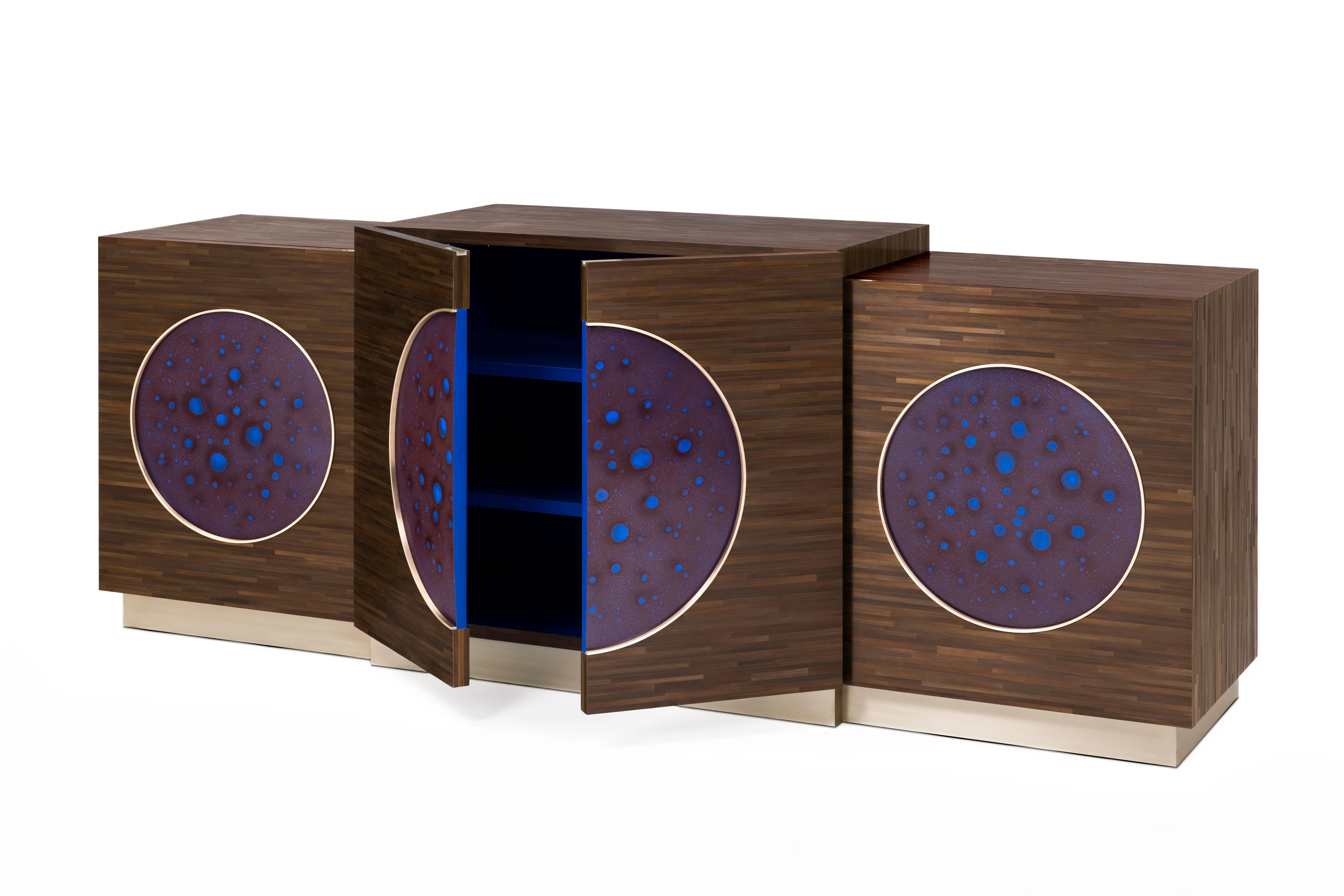Designed by Jean-Paul Viollet.
Straw marquetry by Sandrine Viollet.